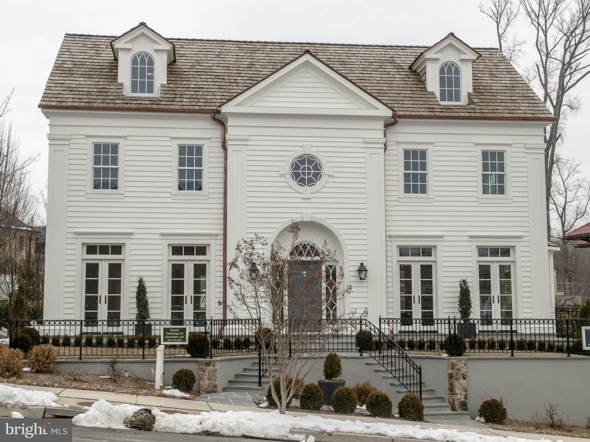 PHILLIPS PARK - Residential
