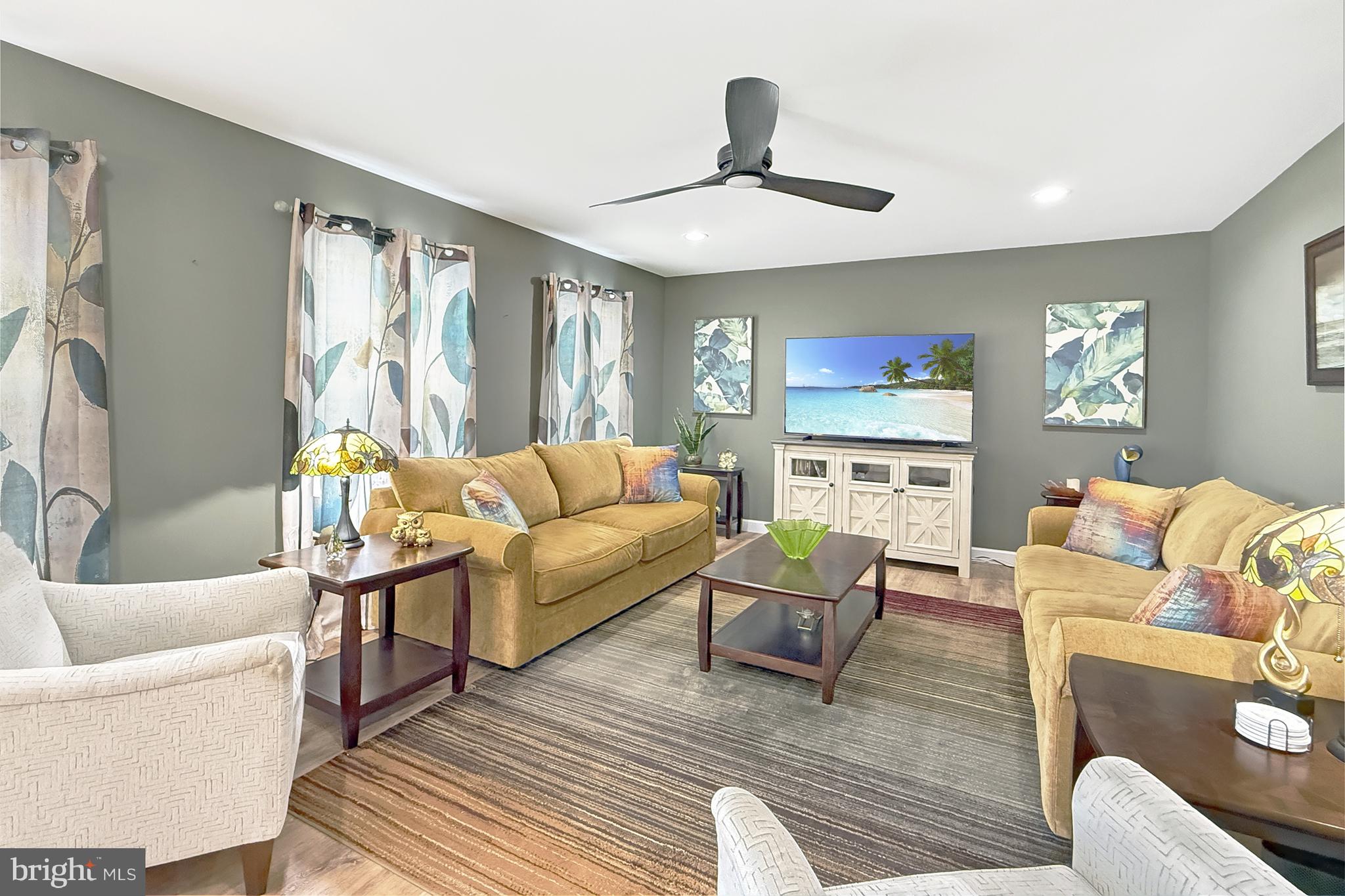 QUAIL LANDING - Residential