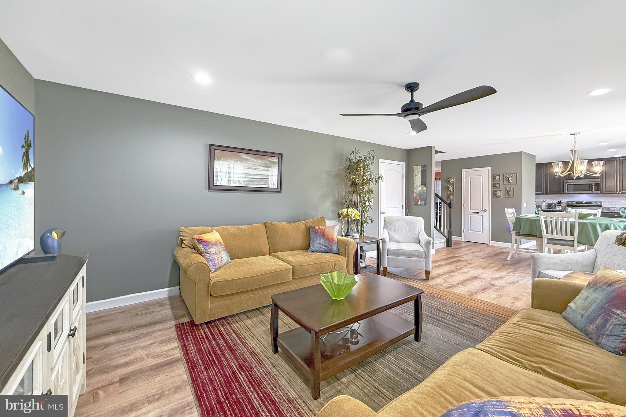 QUAIL LANDING - Residential