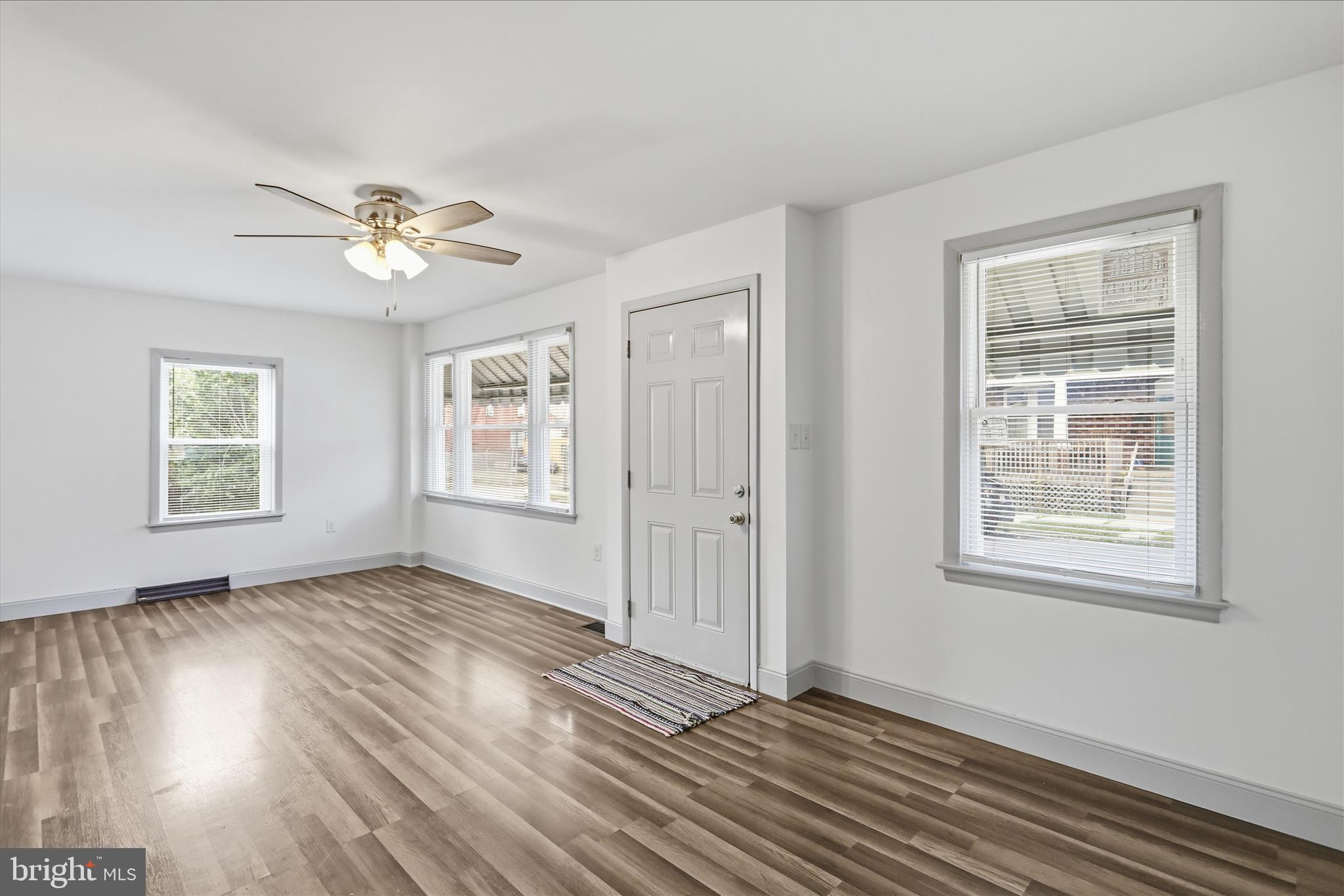 SOUTH END - Residential