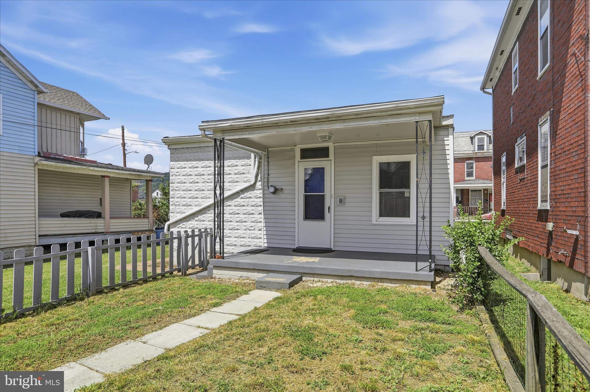SOUTH END - Residential
