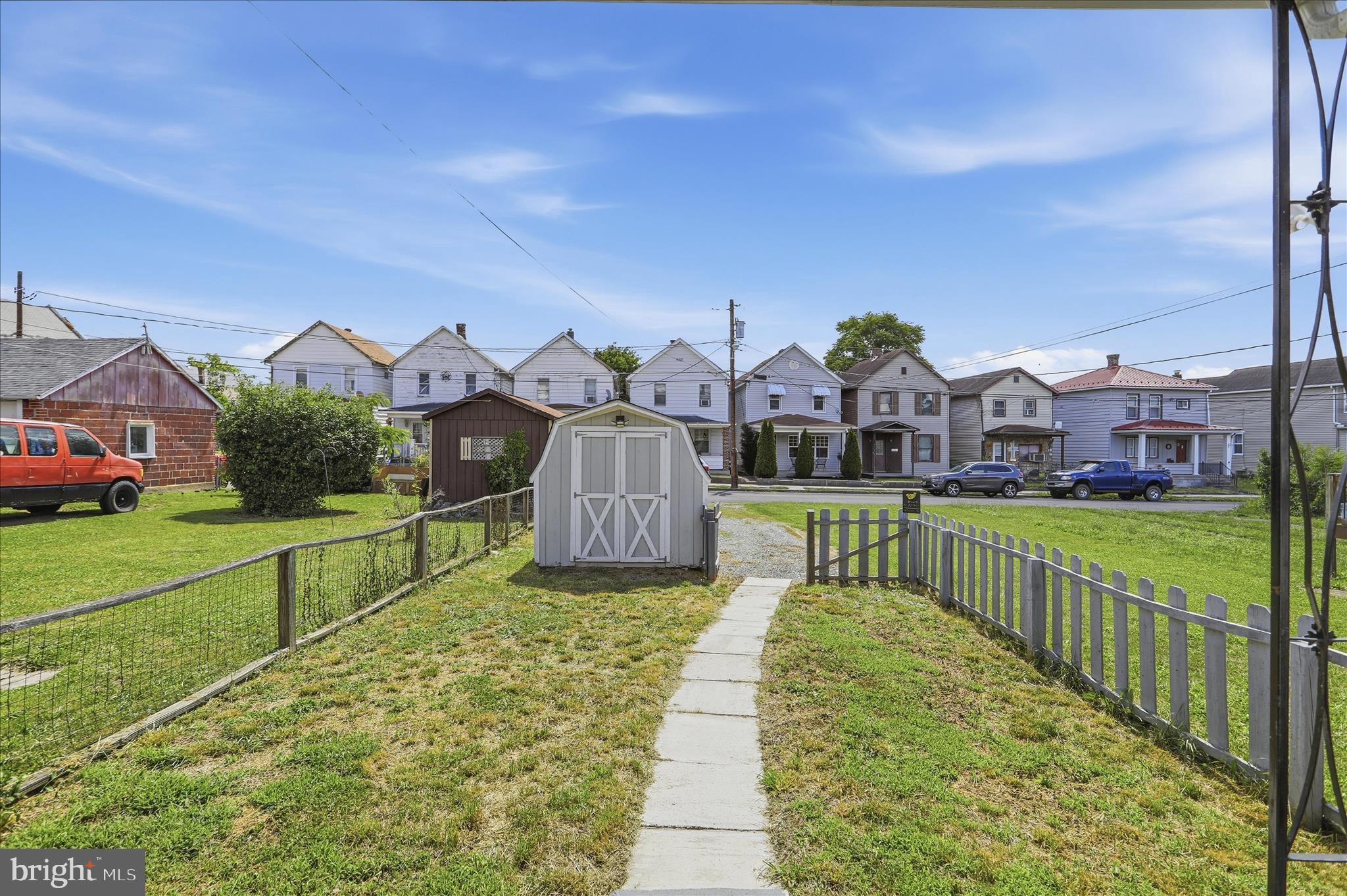 SOUTH END - Residential