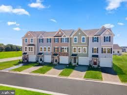 HUNTWELL WEST - Residential Lease
