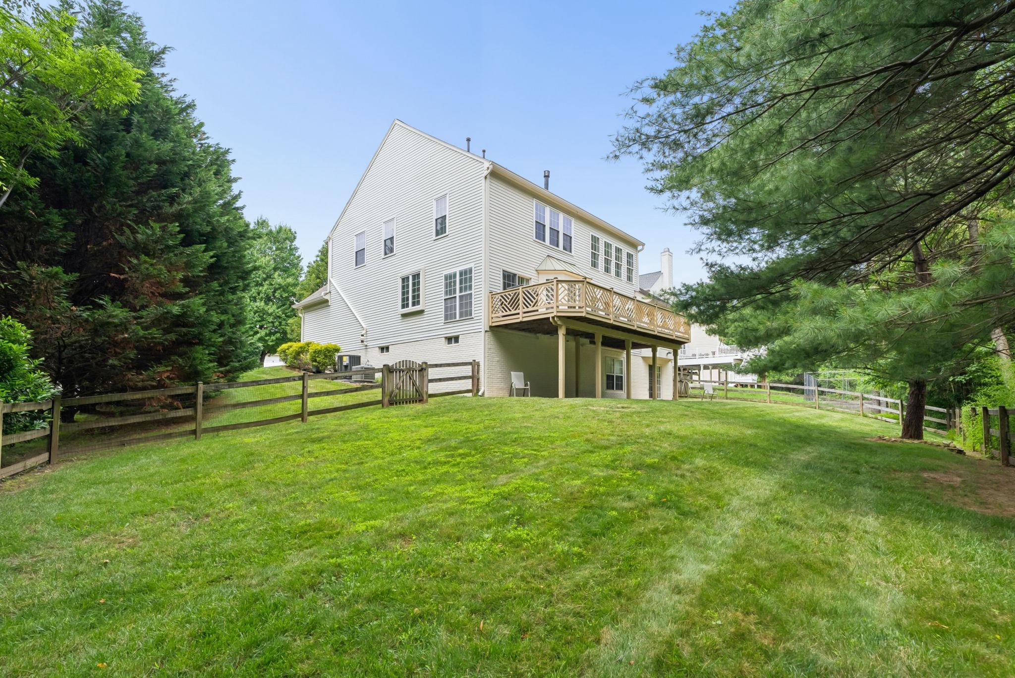 CLARKS GLEN - Residential