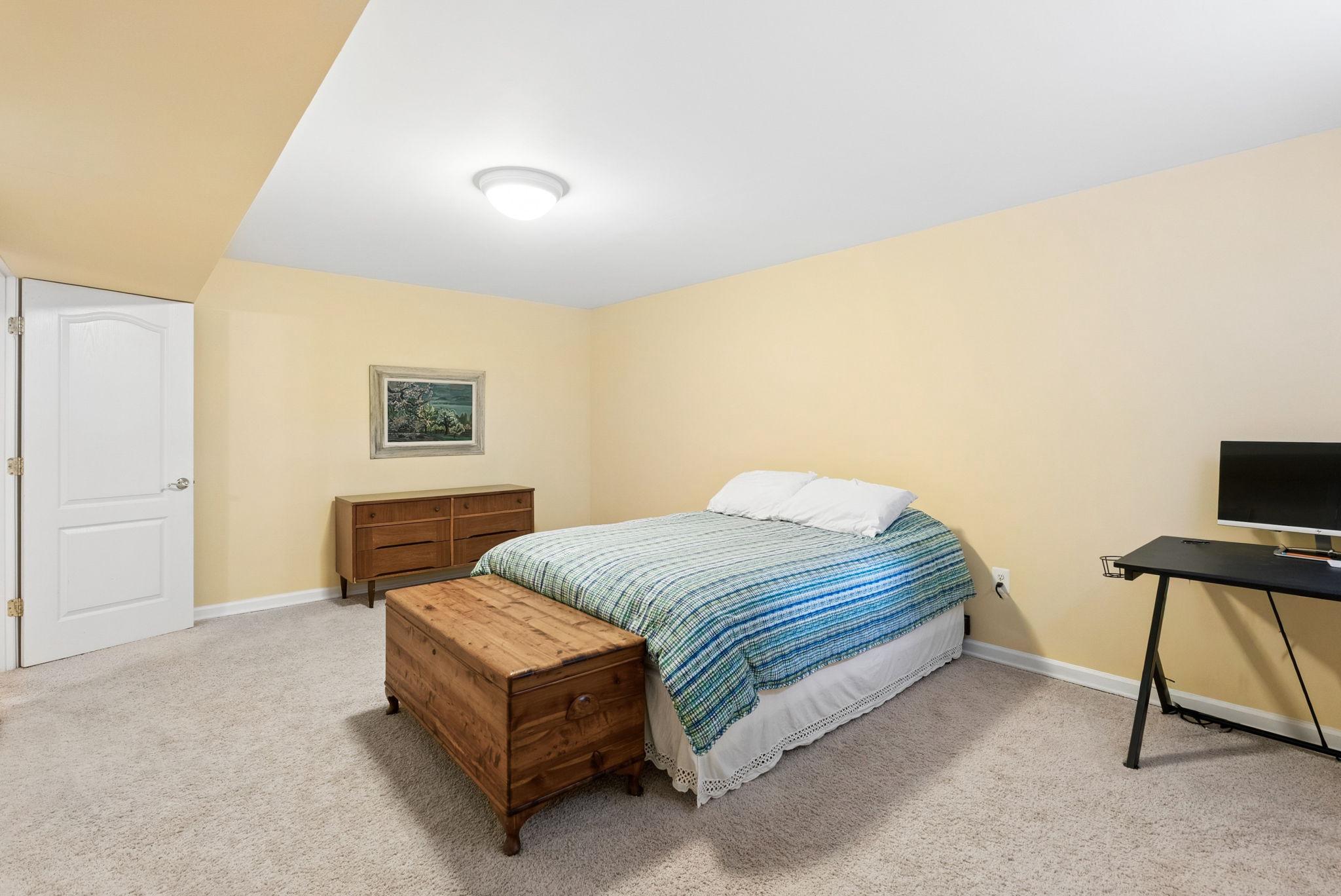 CLARKS GLEN - Residential