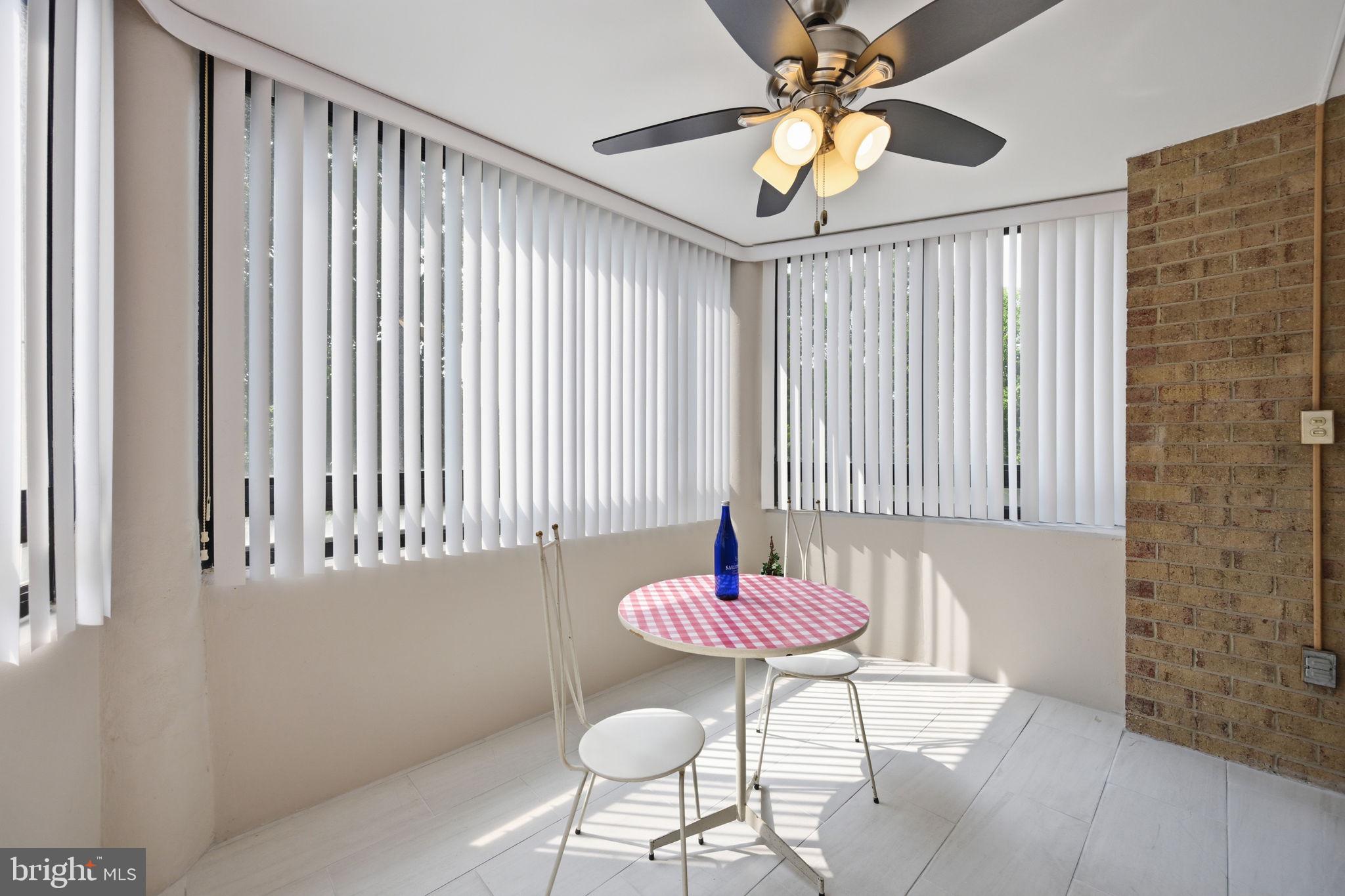 LEISURE WORLD - Residential