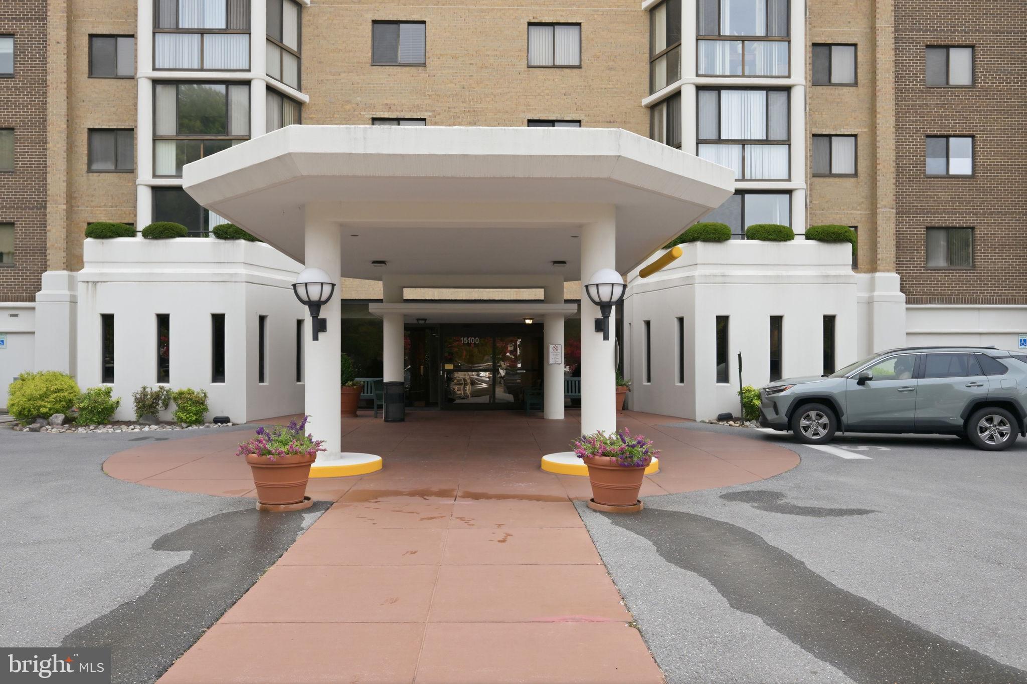 LEISURE WORLD - Residential