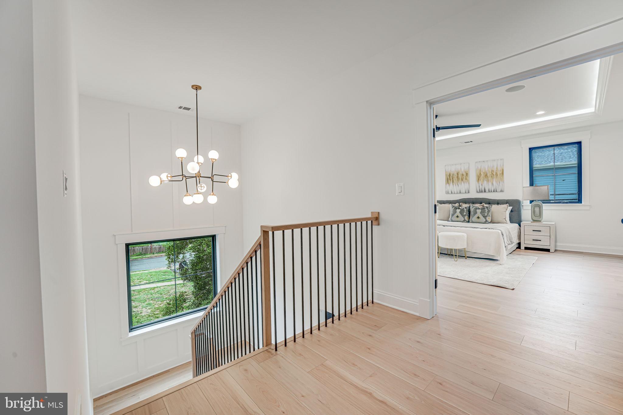 ADDISON HEIGHTS - Residential