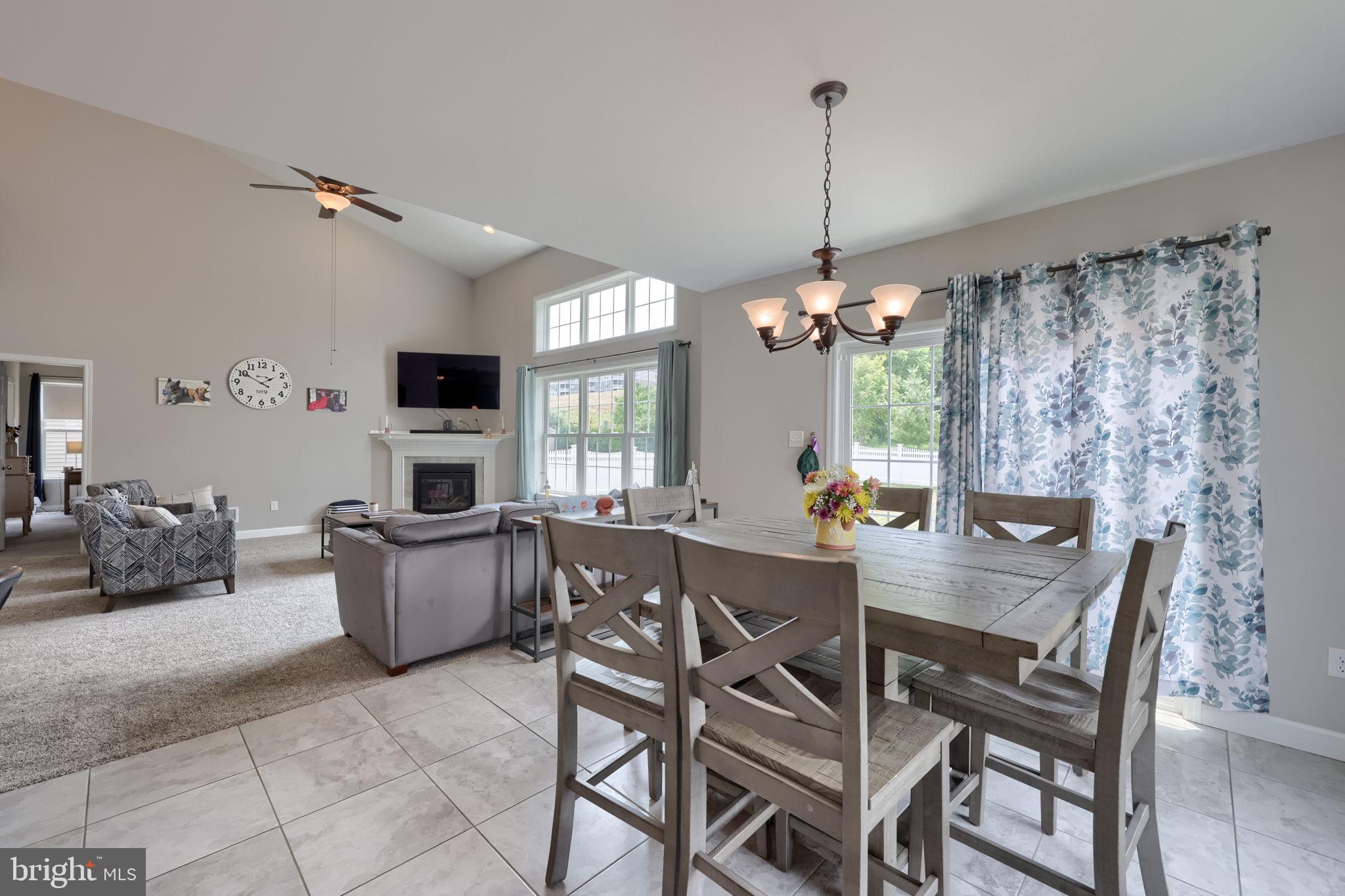 GREEN VALLEY WEST - Residential