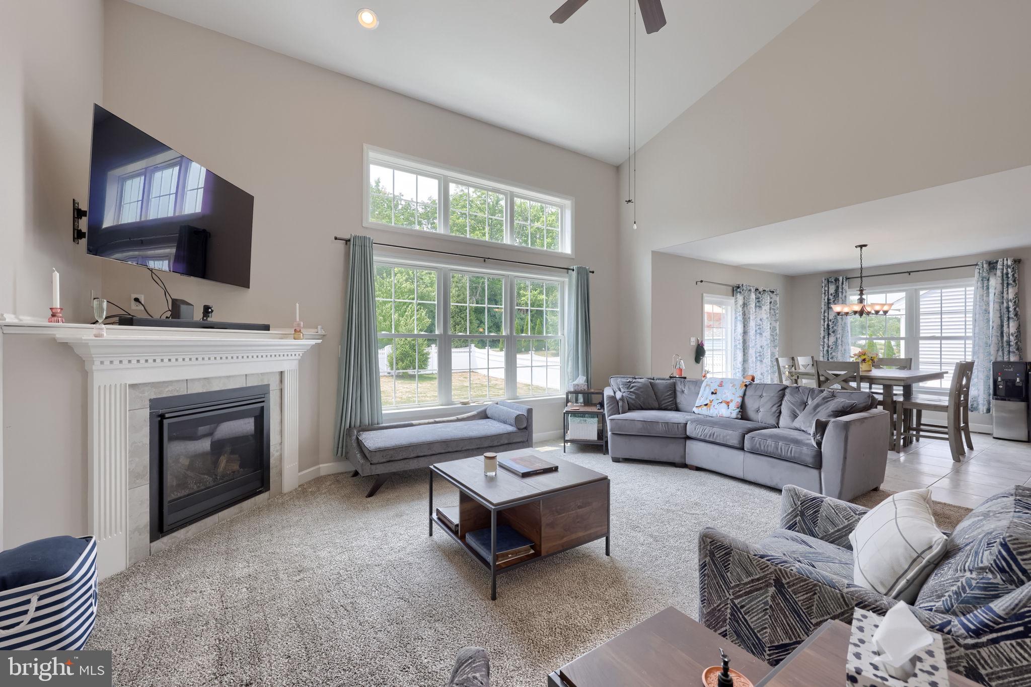 GREEN VALLEY WEST - Residential