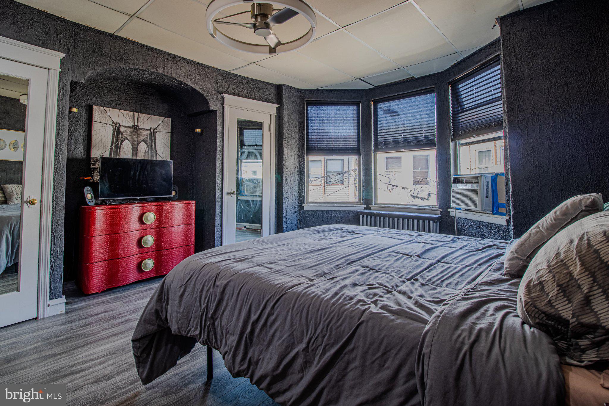 WEST PASSYUNK - Residential