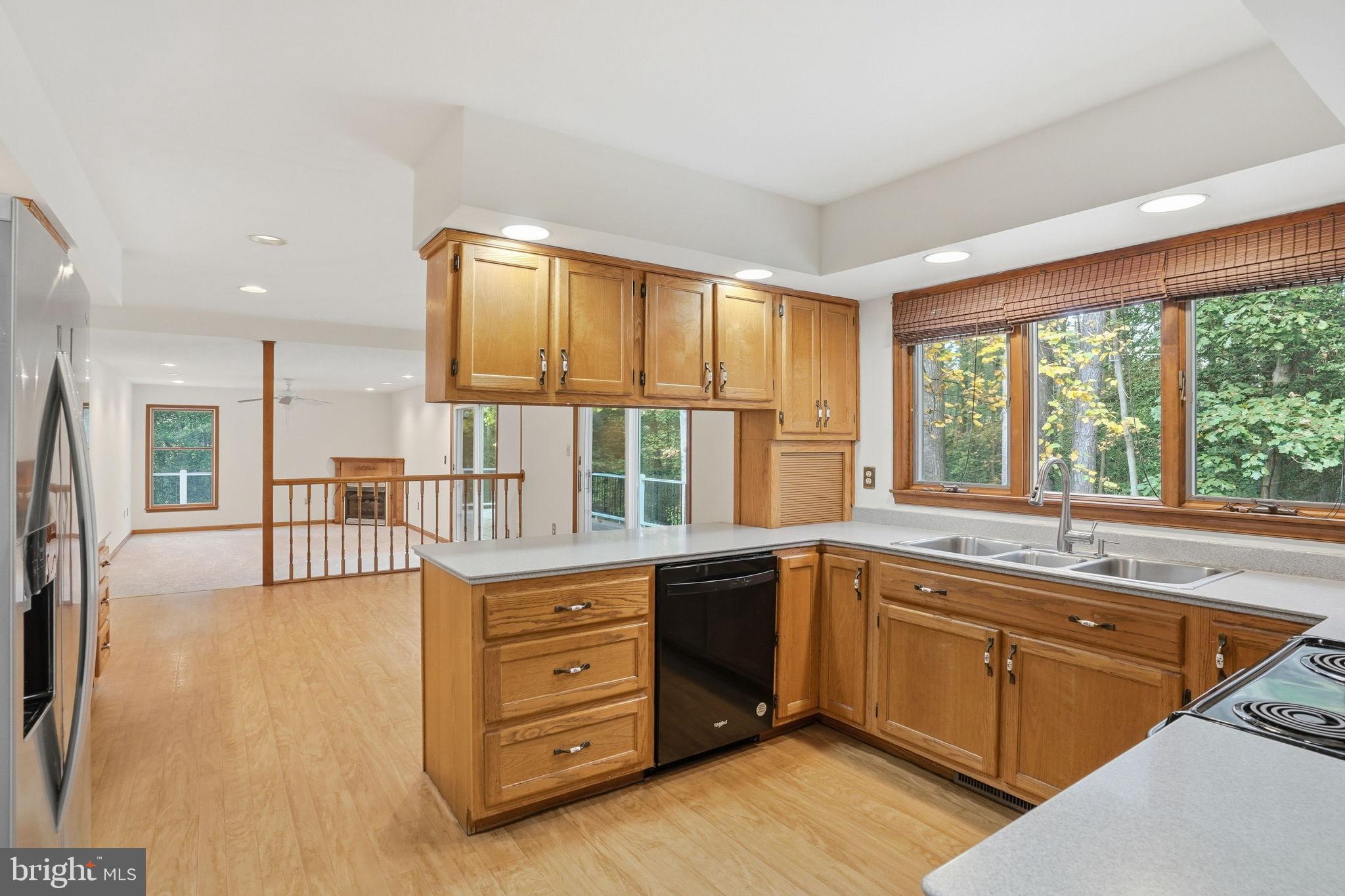 SOUTH SHORES - Residential