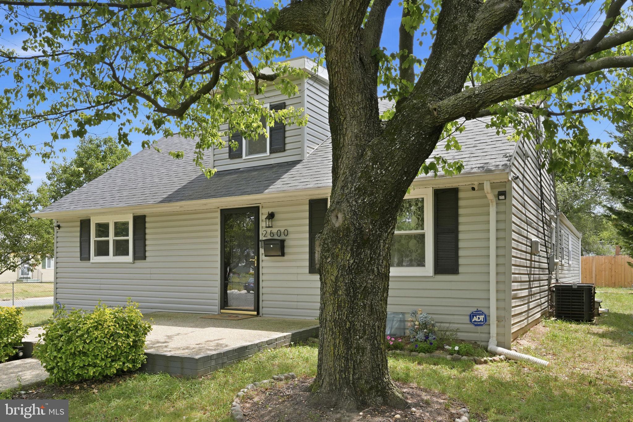 NORTH FORESTVILLE - Residential