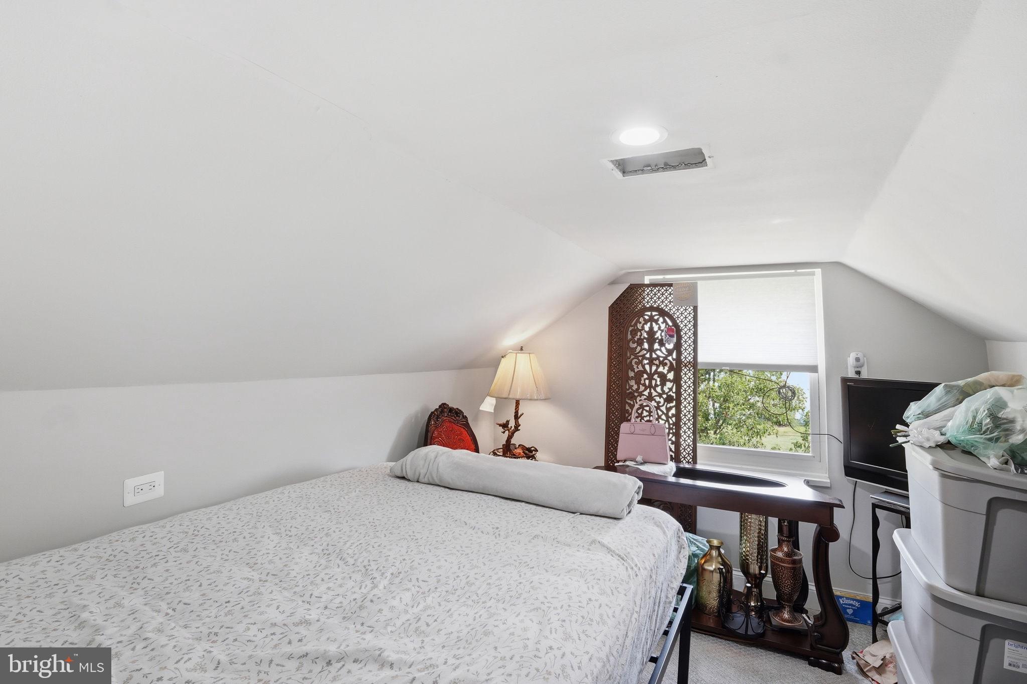 NORTH FORESTVILLE - Residential