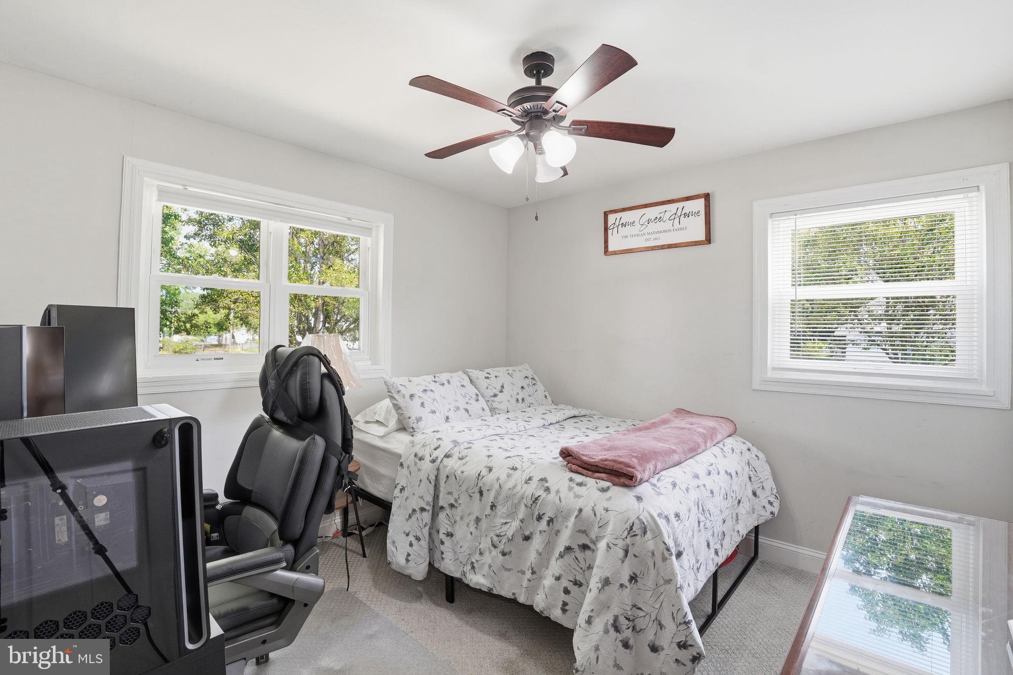 NORTH FORESTVILLE - Residential