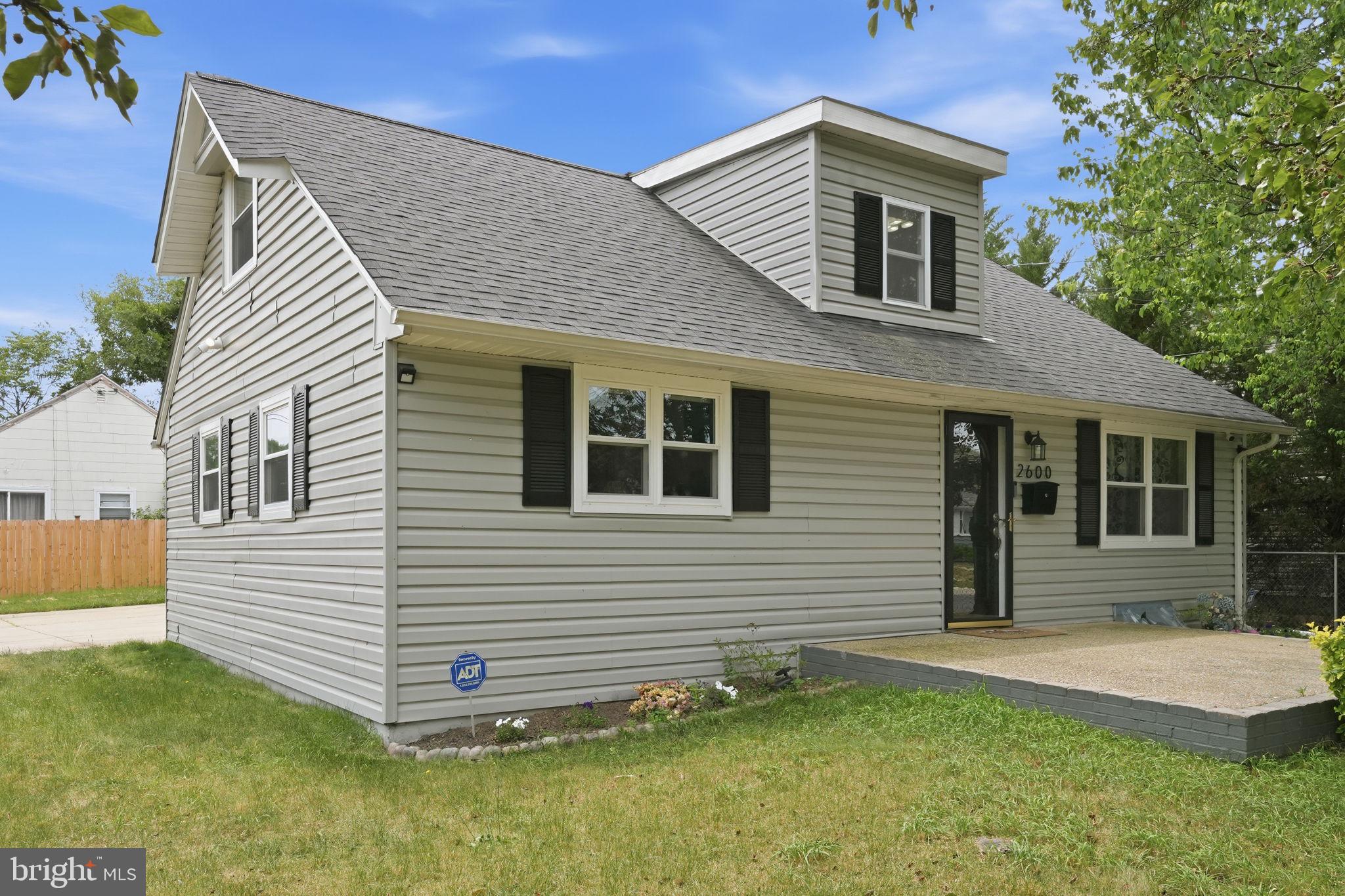 NORTH FORESTVILLE - Residential