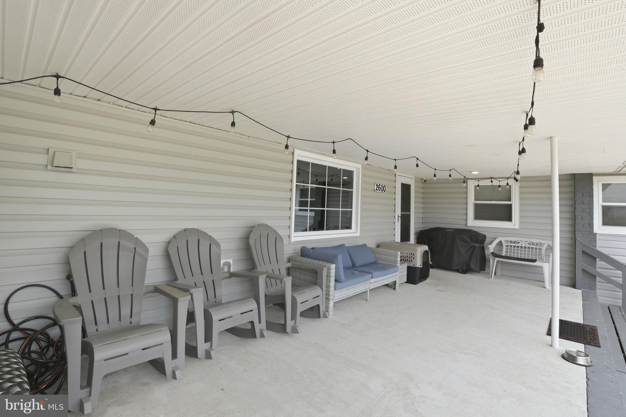 NORTH FORESTVILLE - Residential