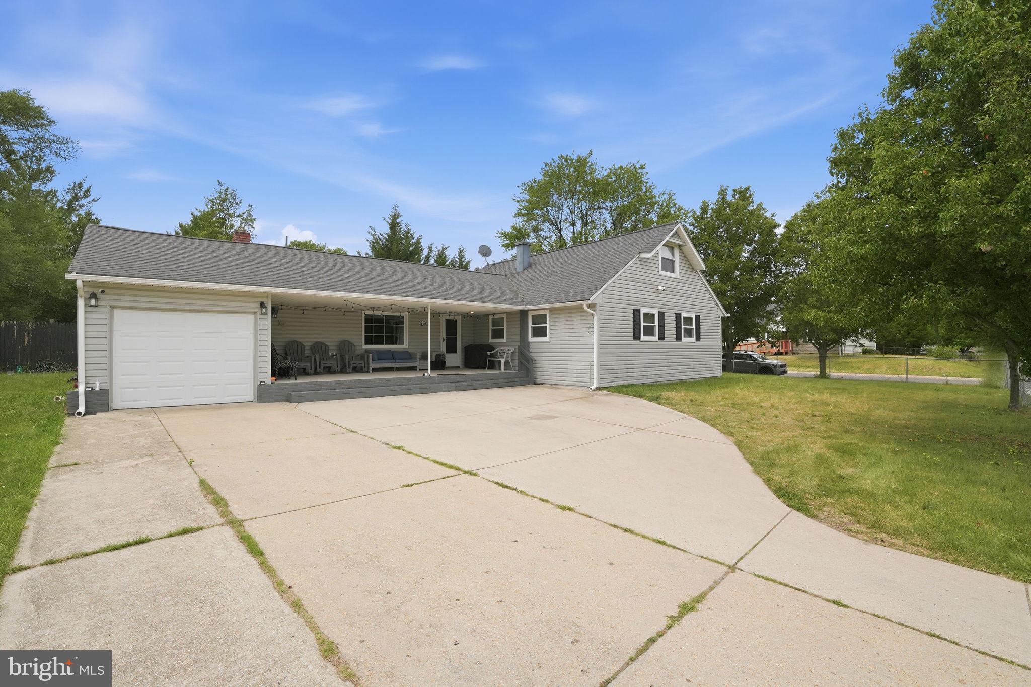 NORTH FORESTVILLE - Residential