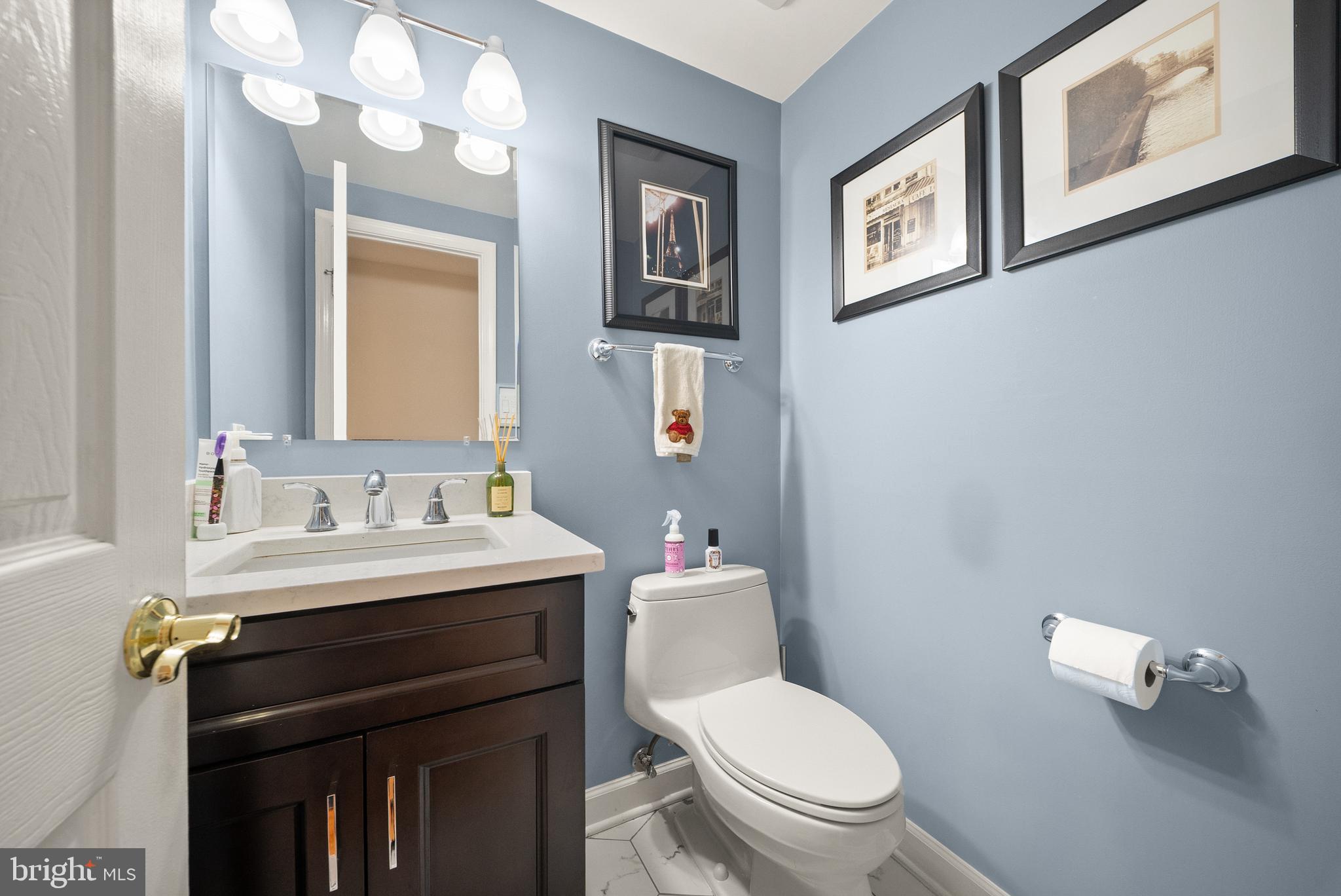 FOX MILL ESTATES - Residential