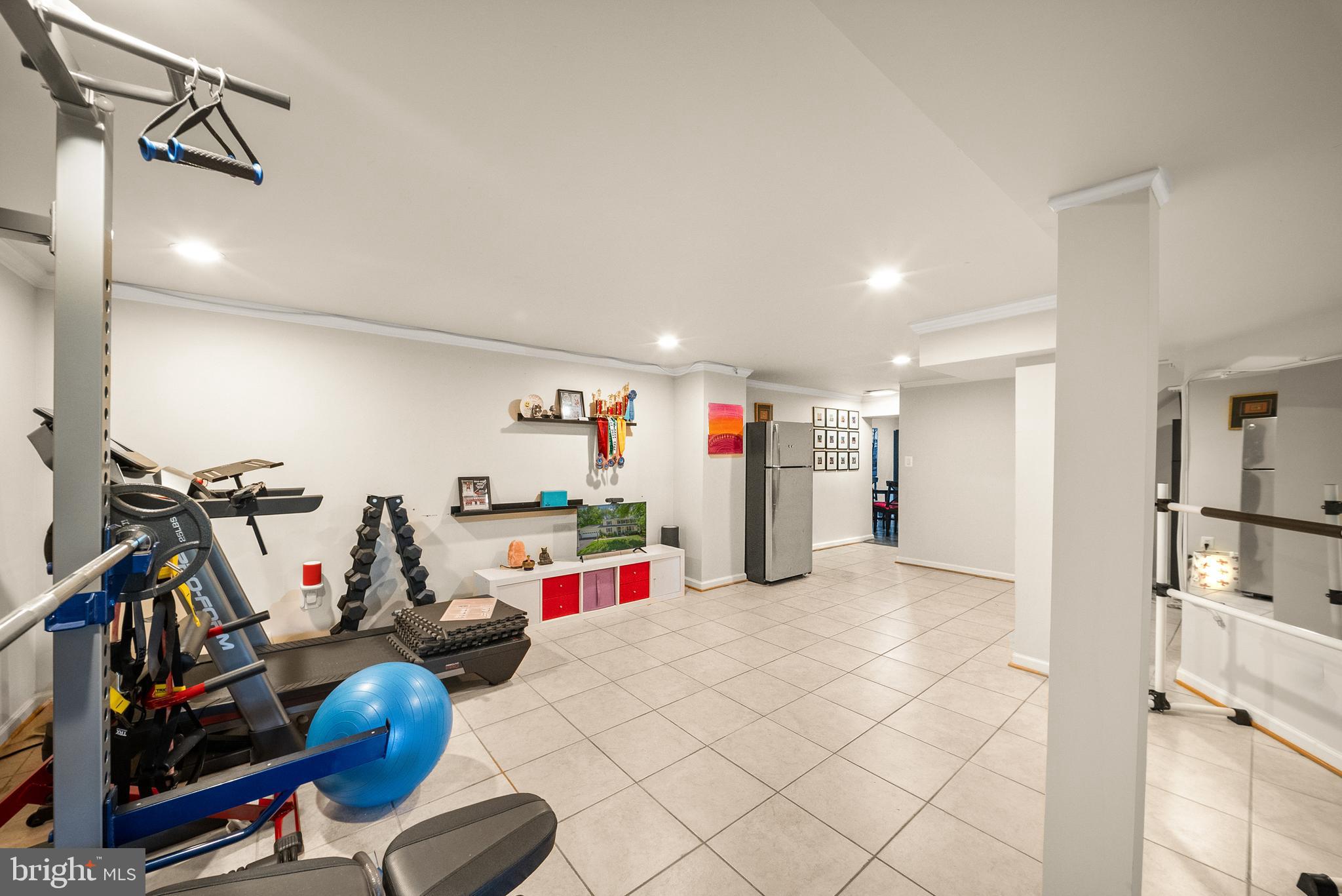 FOX MILL ESTATES - Residential