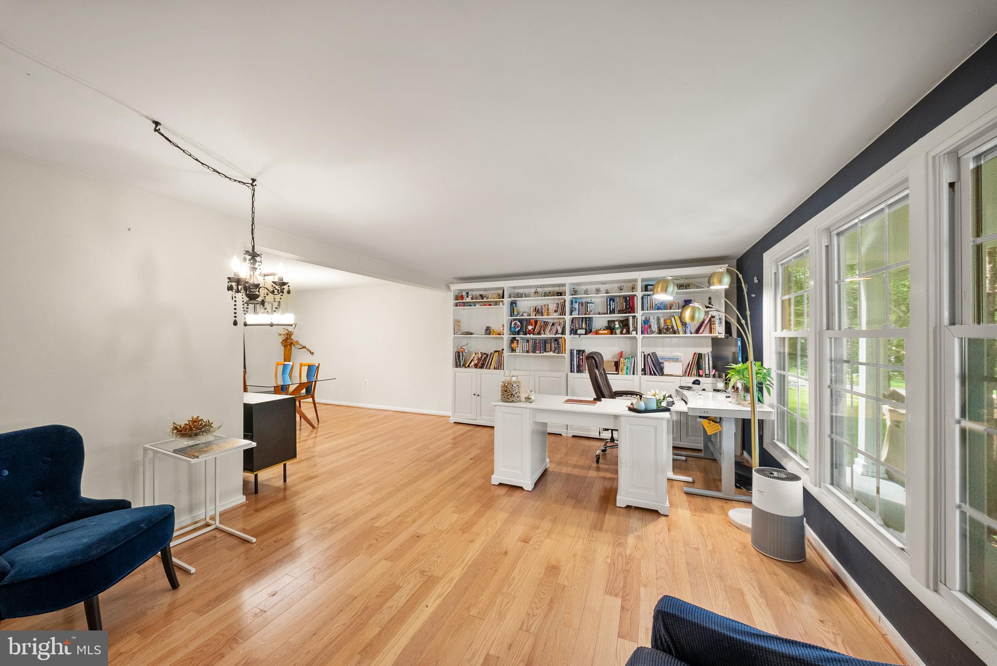 FOX MILL ESTATES - Residential