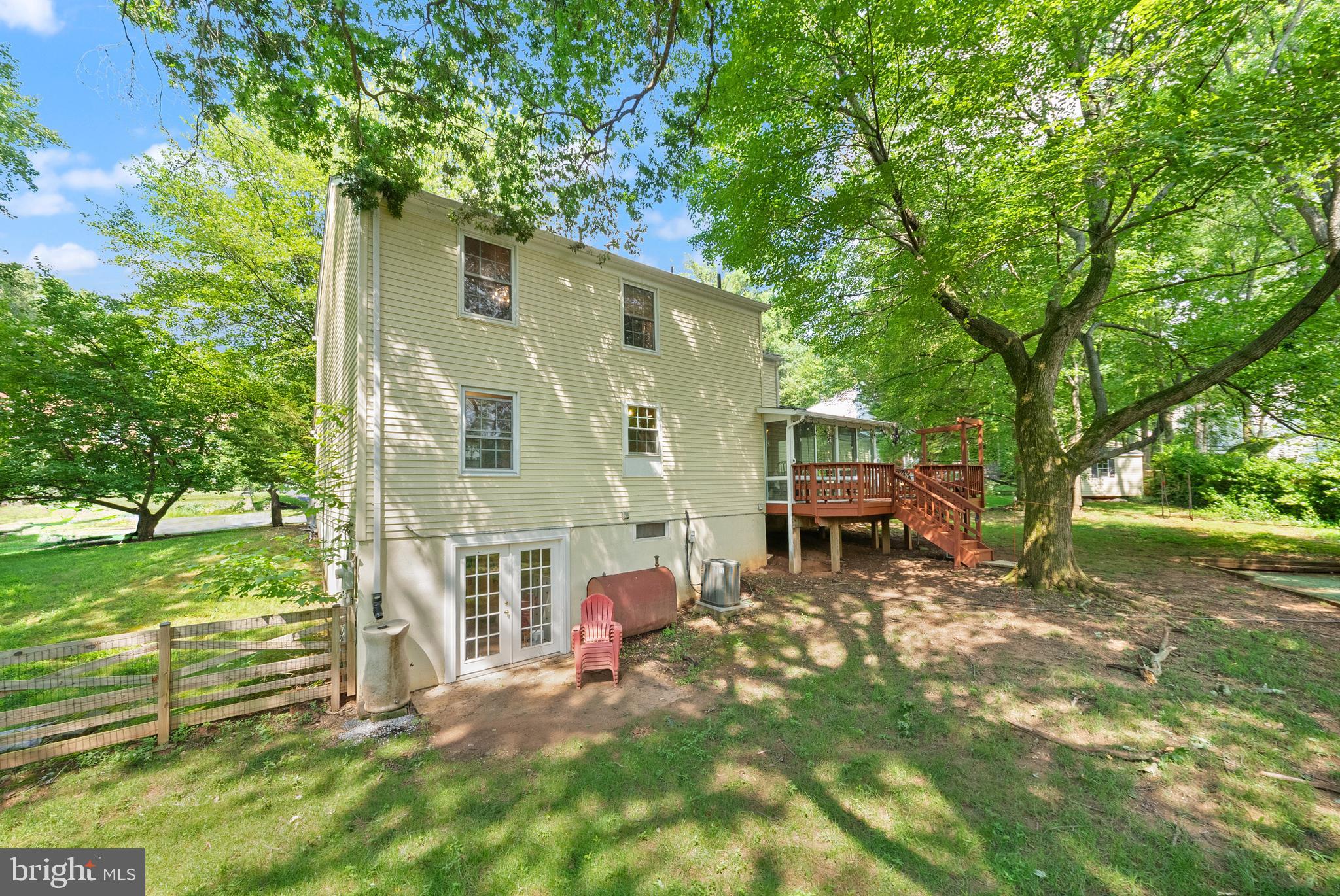 FOX MILL ESTATES - Residential