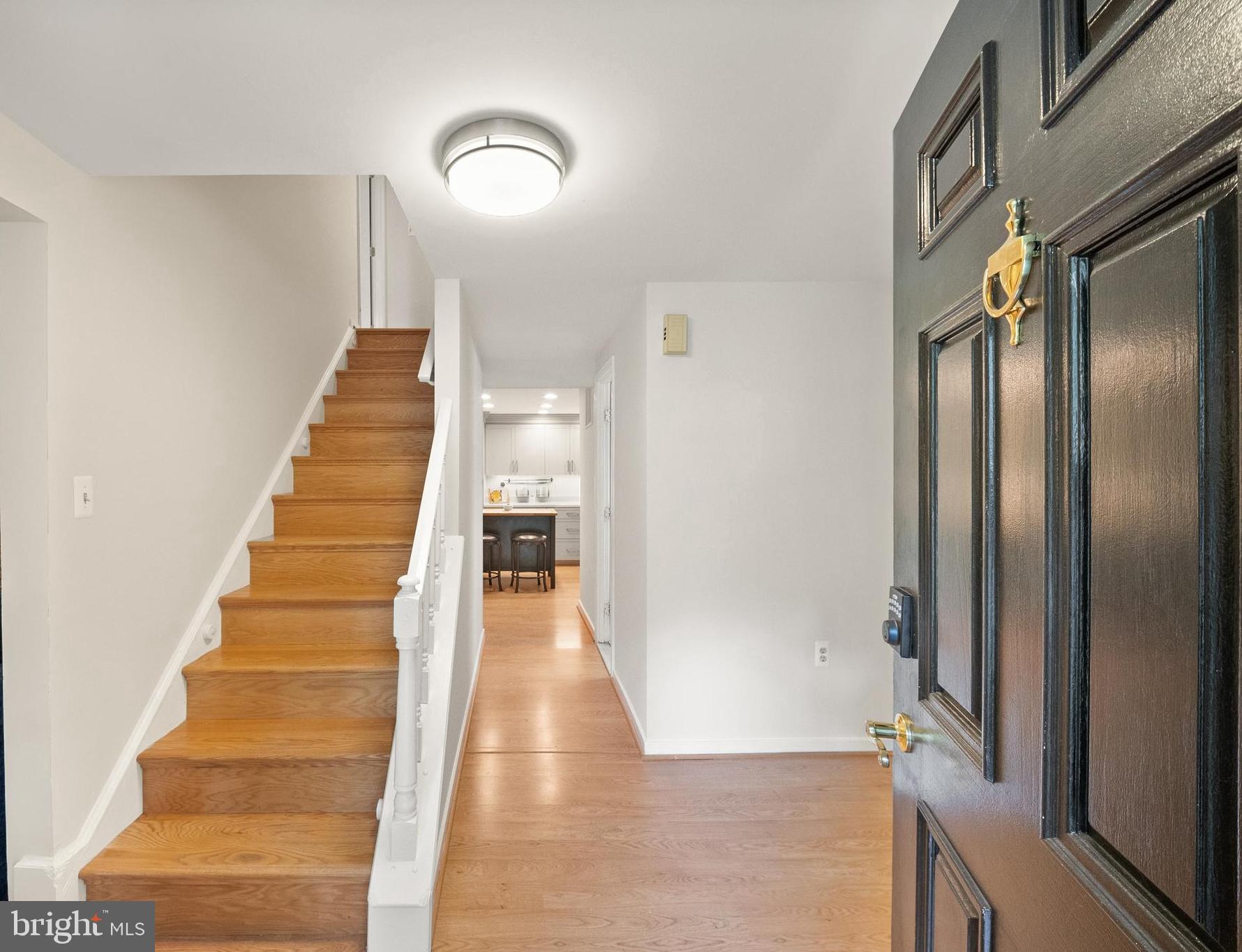 FOX MILL ESTATES - Residential