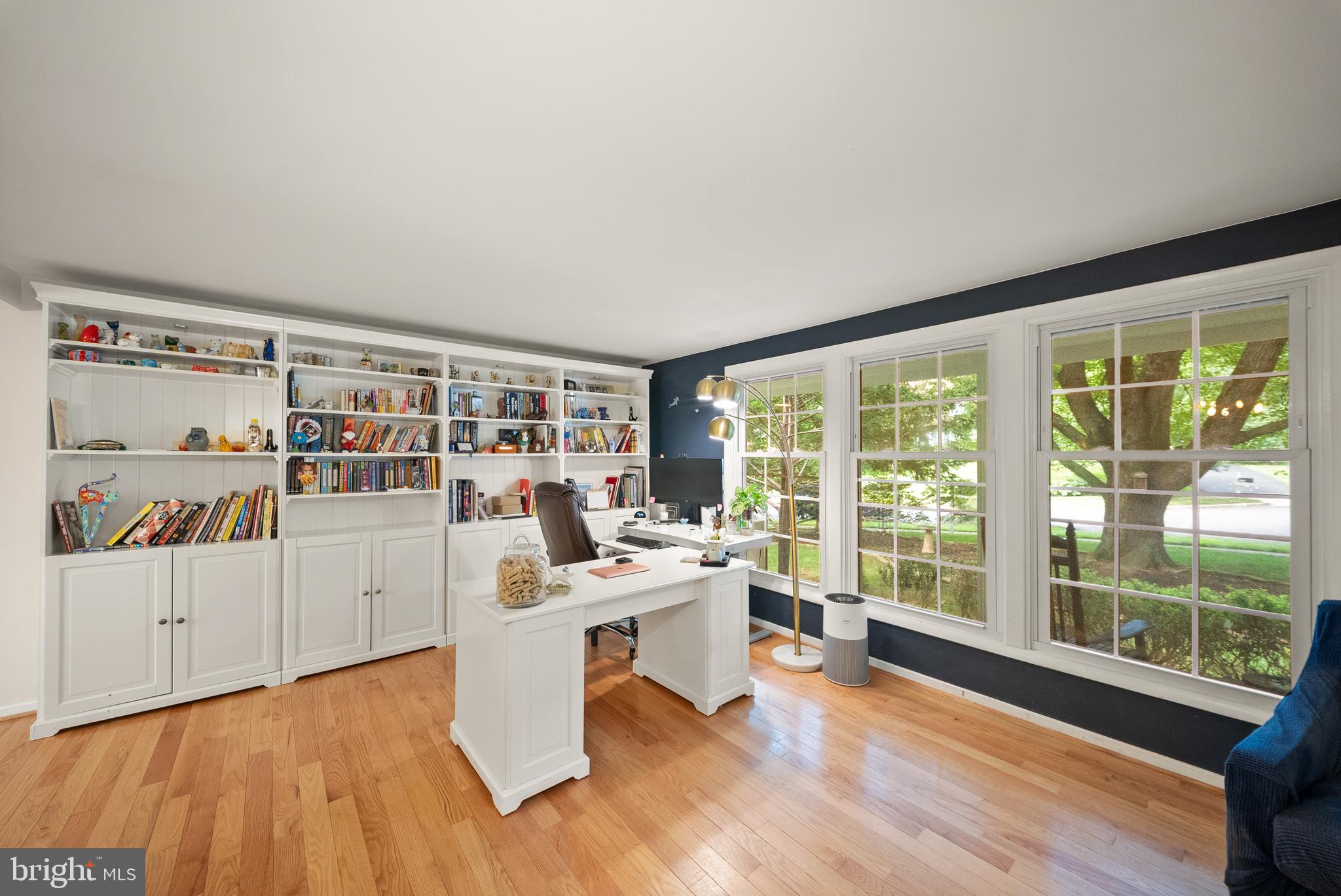 FOX MILL ESTATES - Residential
