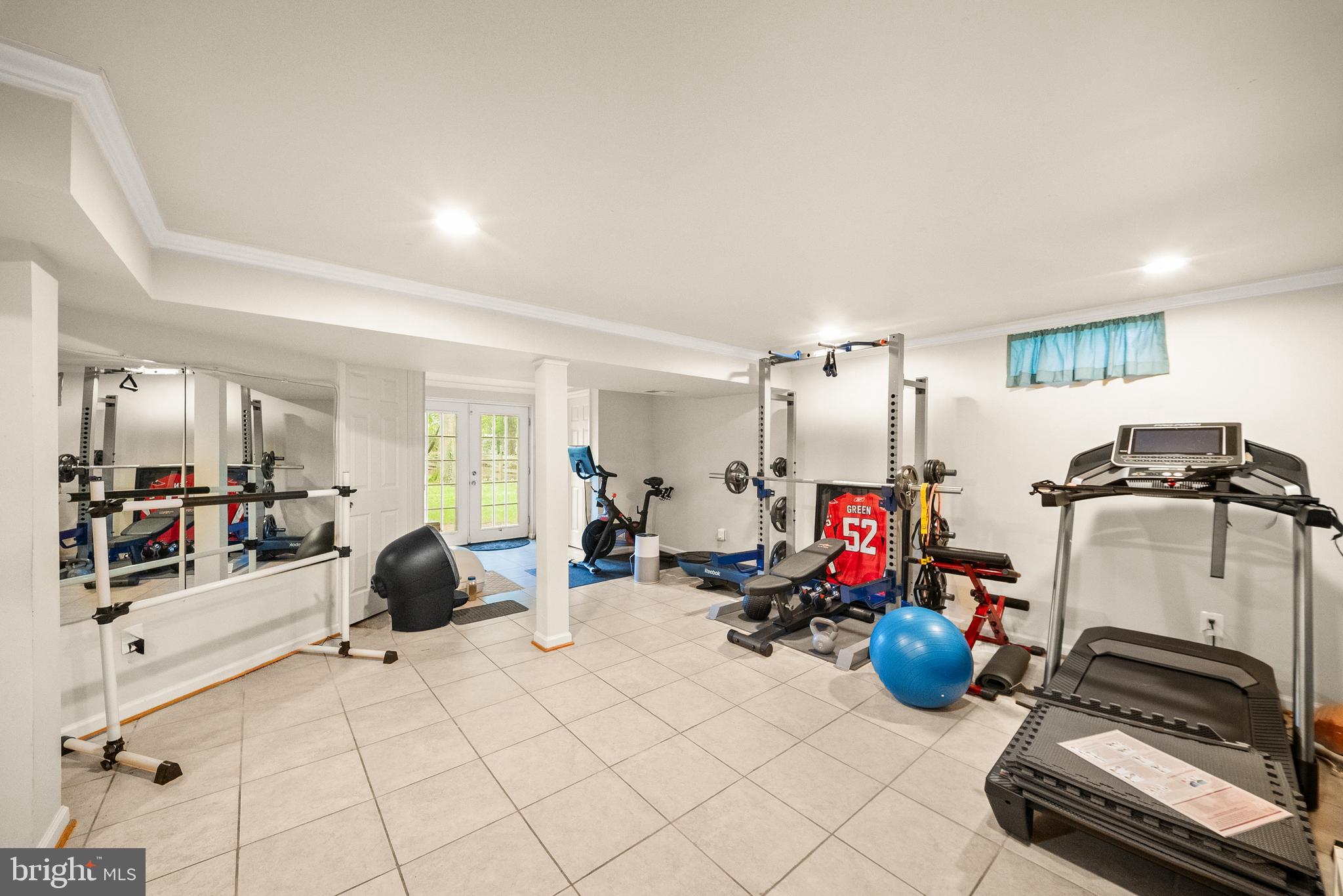 FOX MILL ESTATES - Residential
