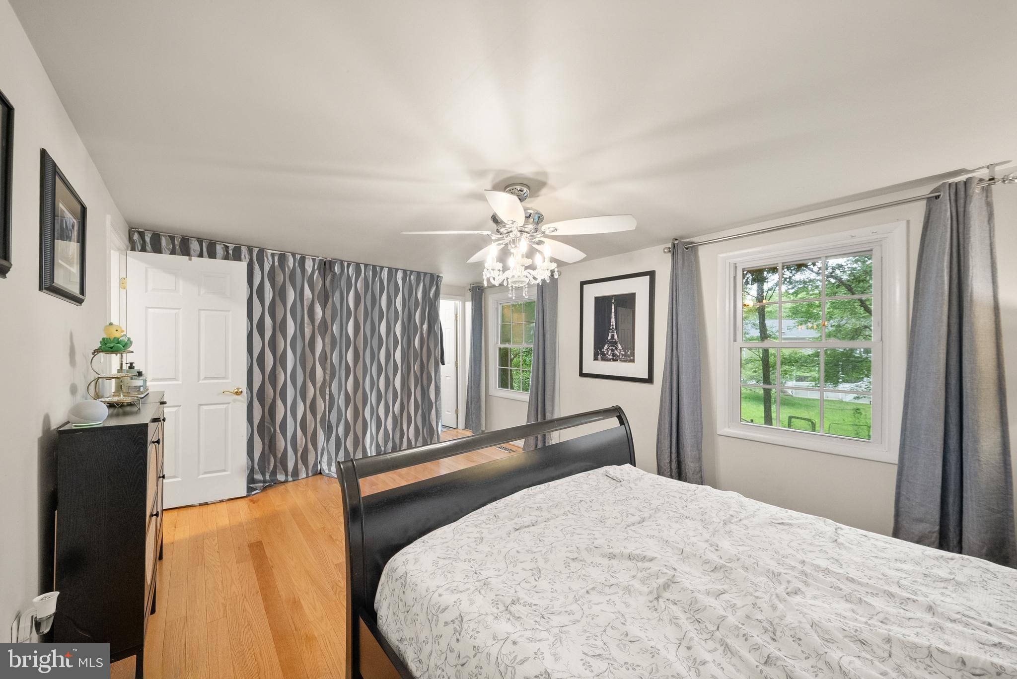 FOX MILL ESTATES - Residential