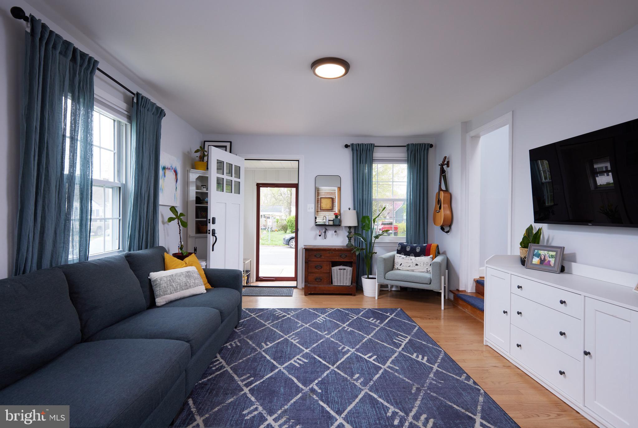 HOLLYWOOD - Residential