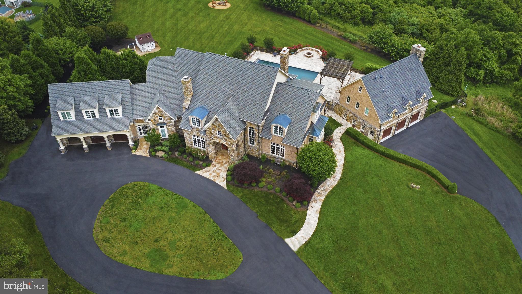 BEACON HILL - Residential