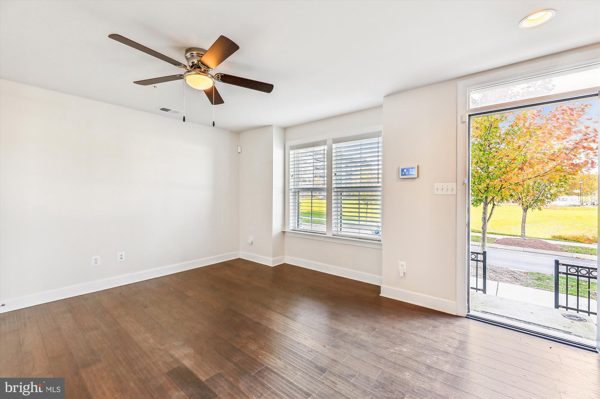 RIVERDALE PARK STATION - Residential Lease