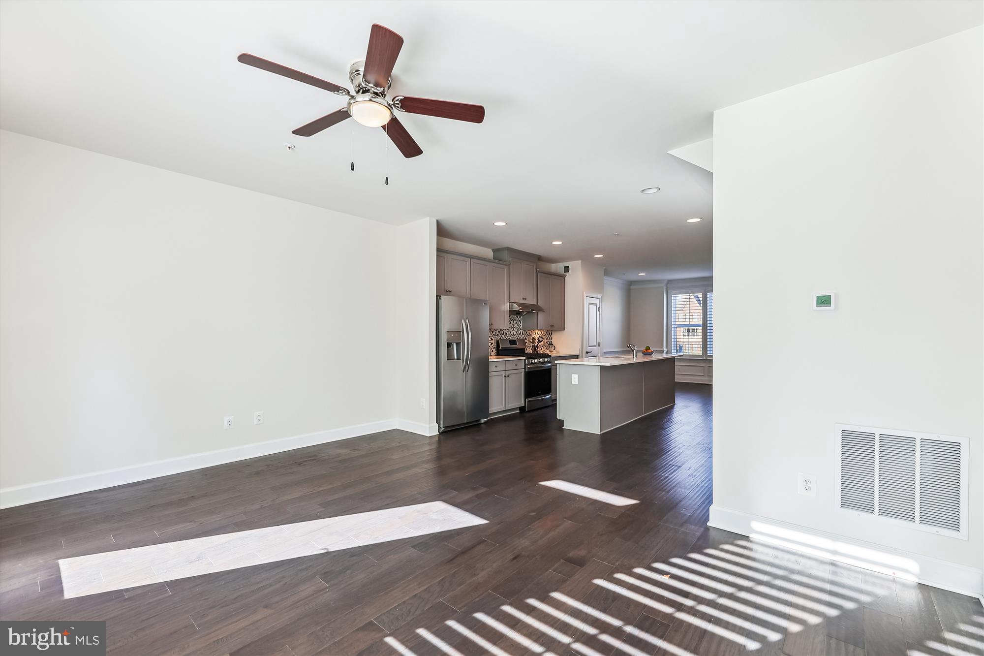 RIVERDALE PARK STATION - Residential Lease