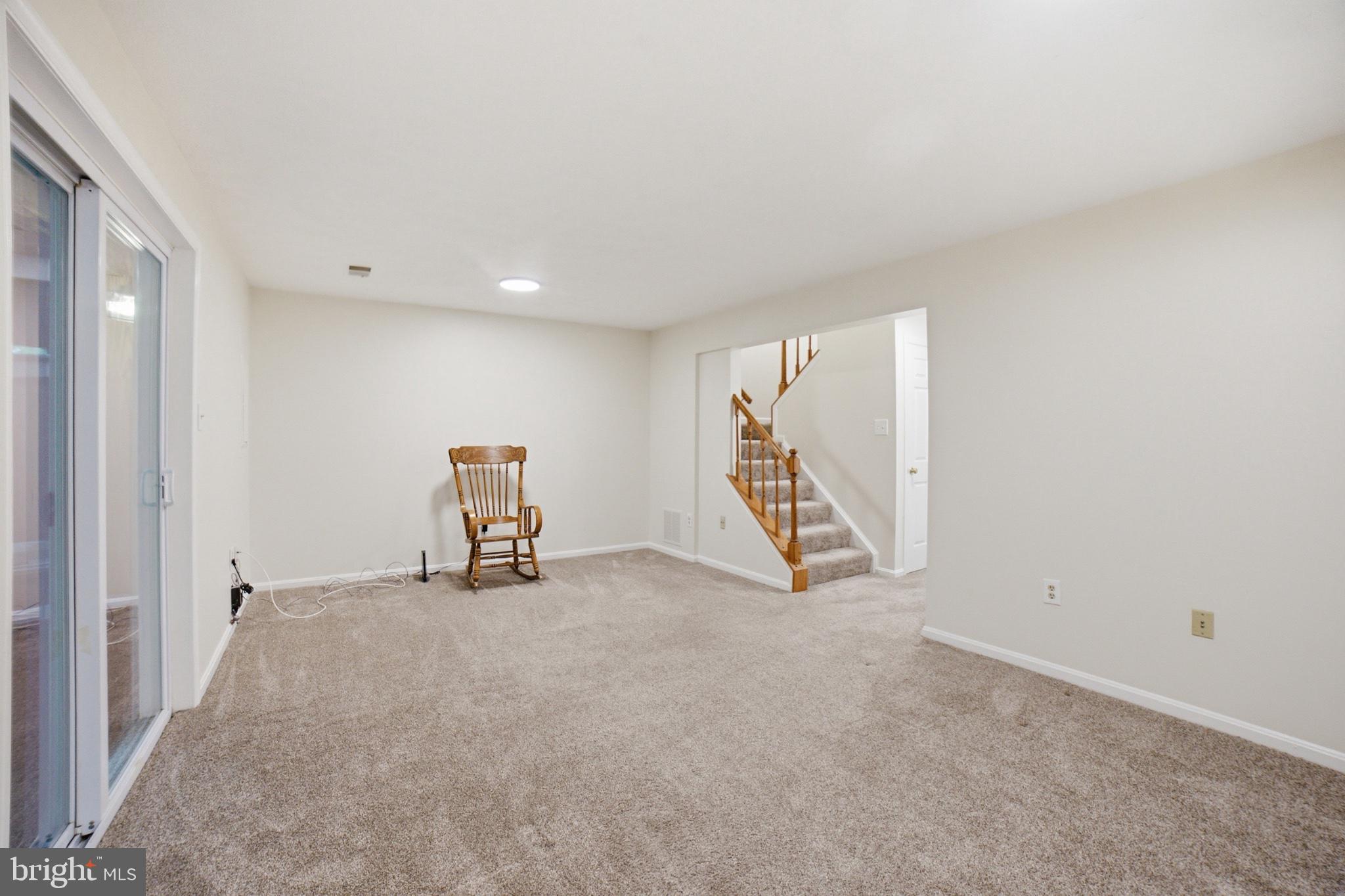WASHINGTON SQUARE - Residential