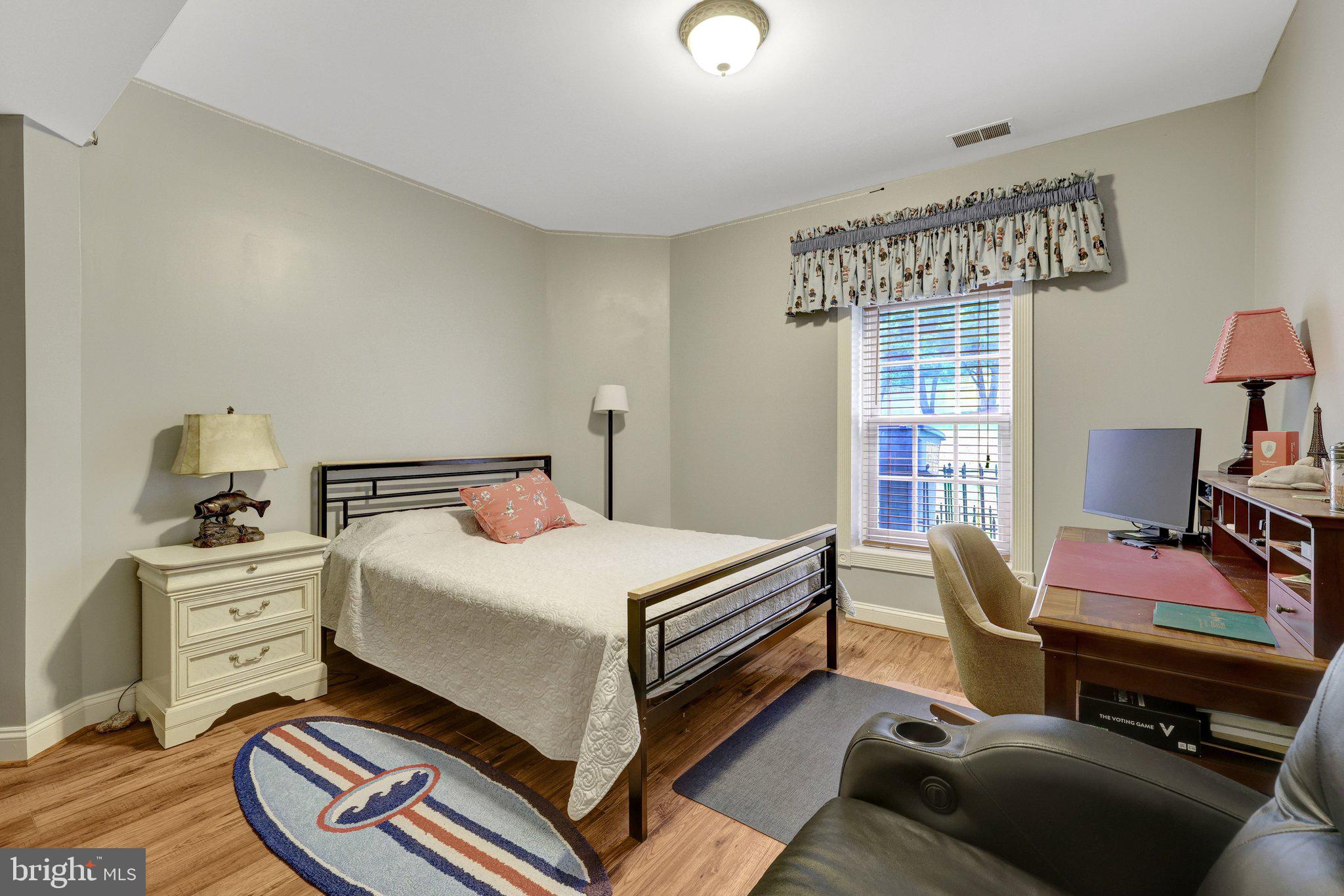 AVONDALE GLEN - Residential