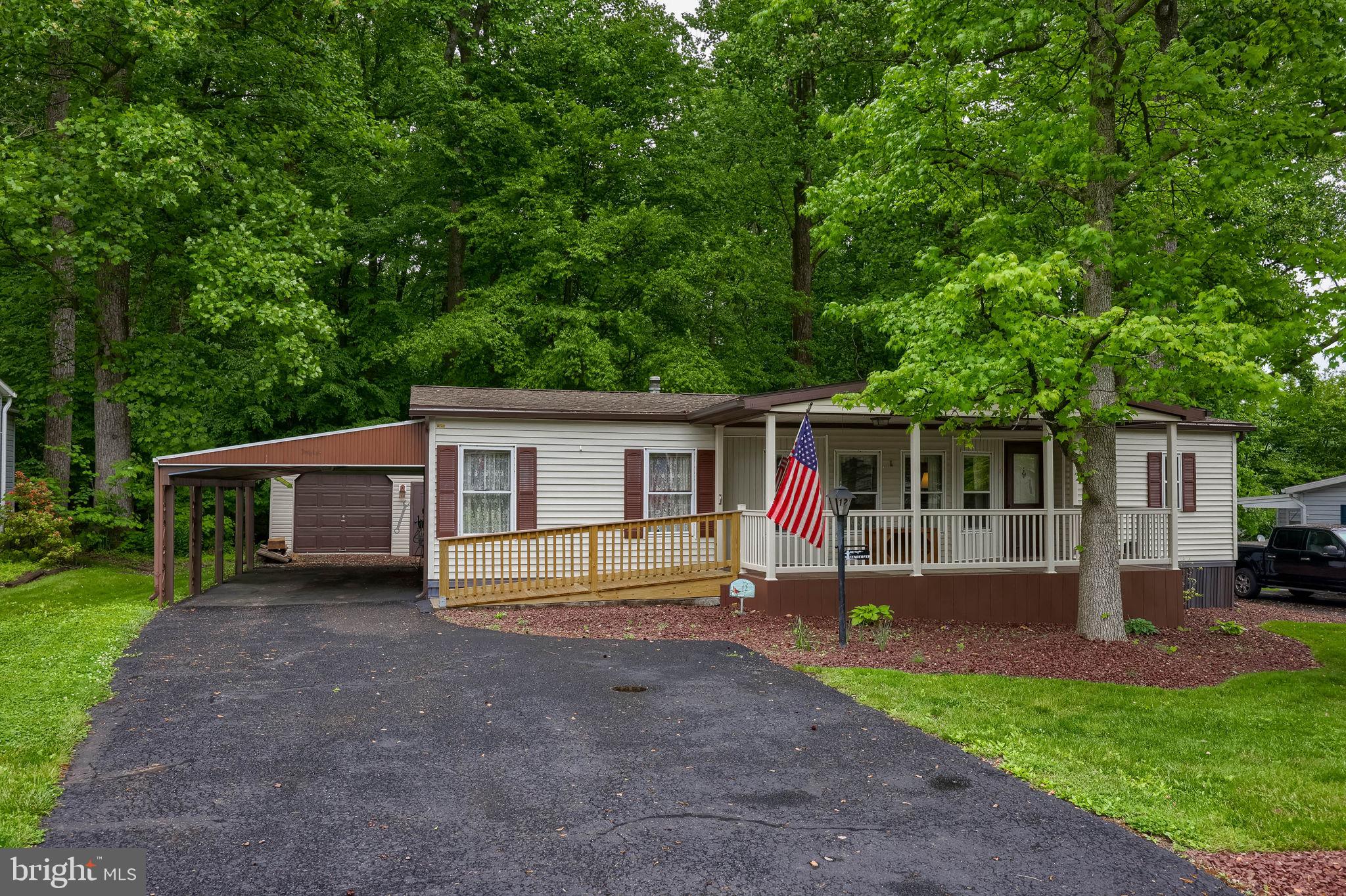 GRETNA SPRINGS COMMUNITY - Residential
