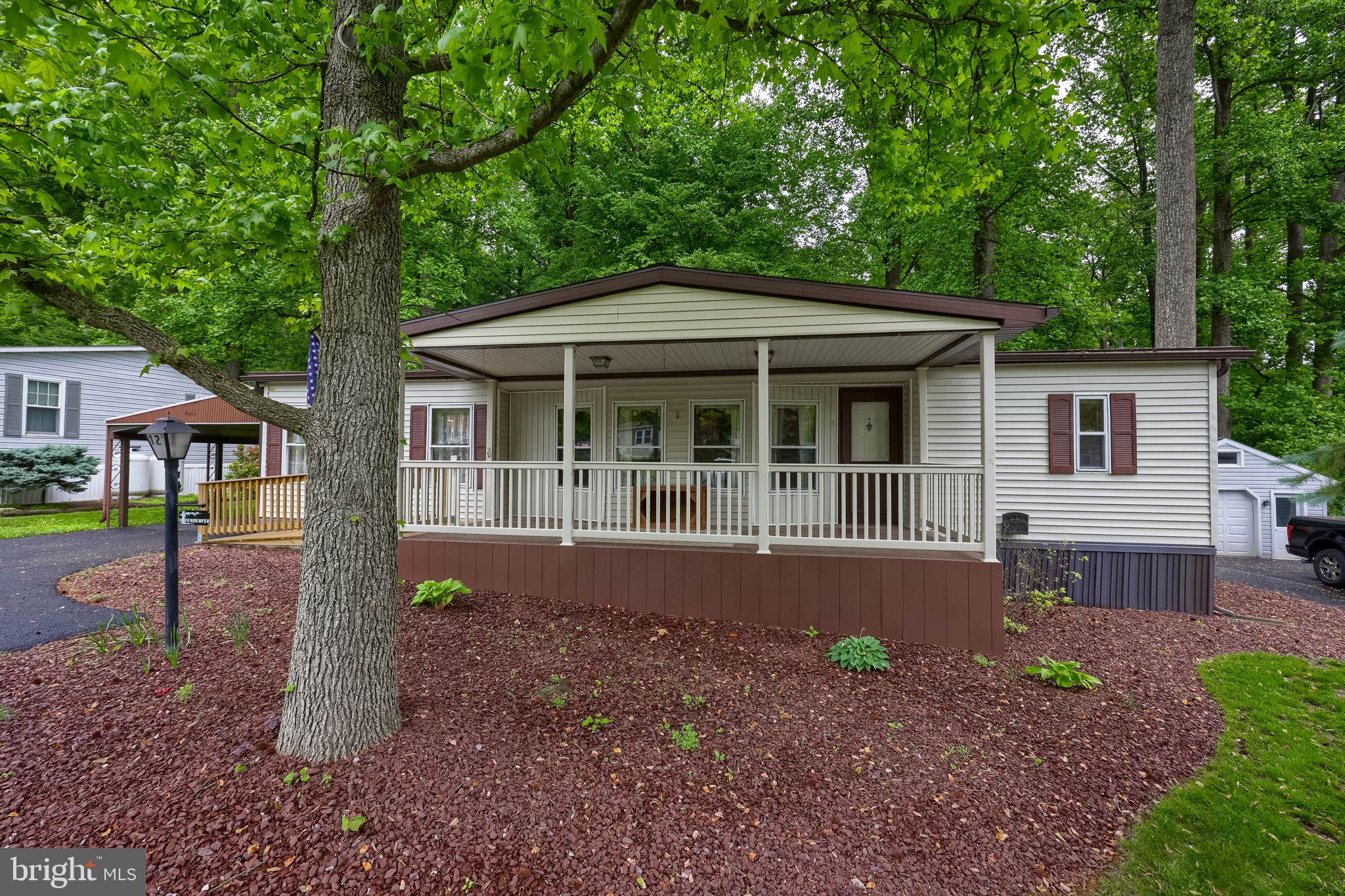 GRETNA SPRINGS COMMUNITY - Residential
