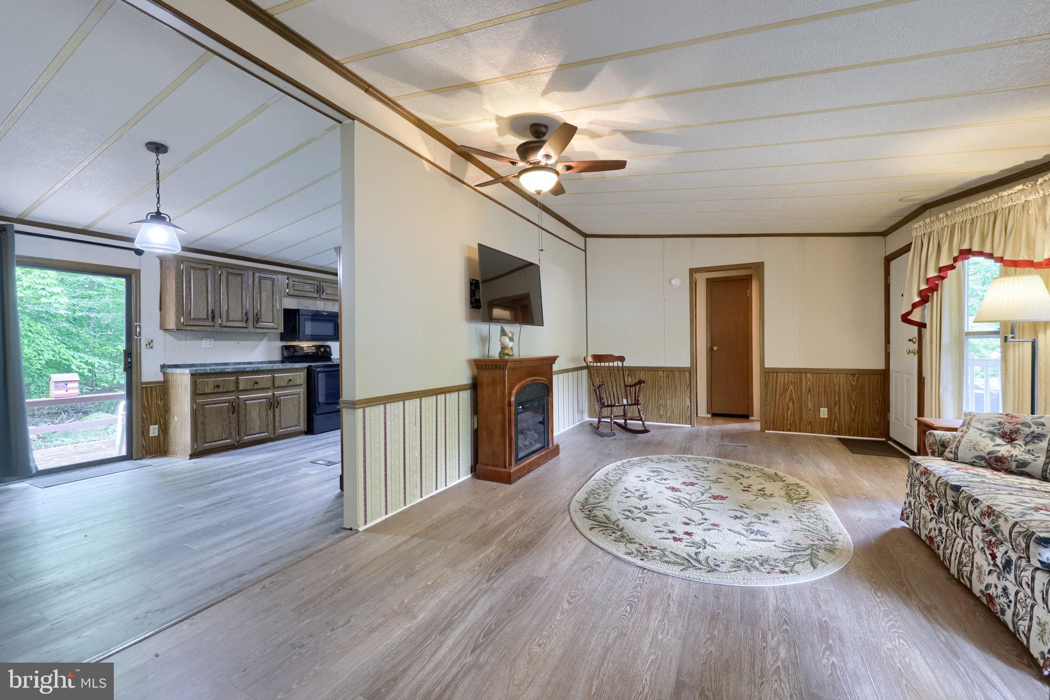 GRETNA SPRINGS COMMUNITY - Residential
