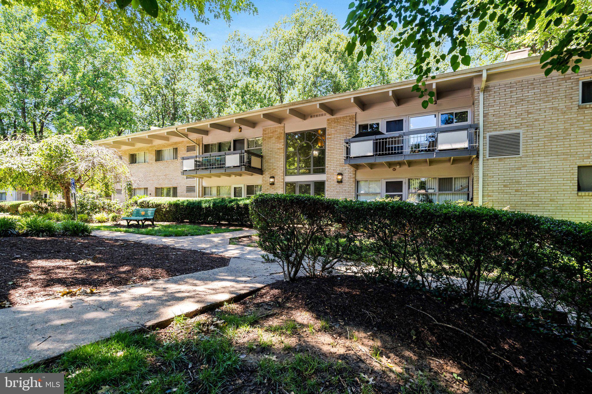 HERITAGE WOODS NORTH - Residential