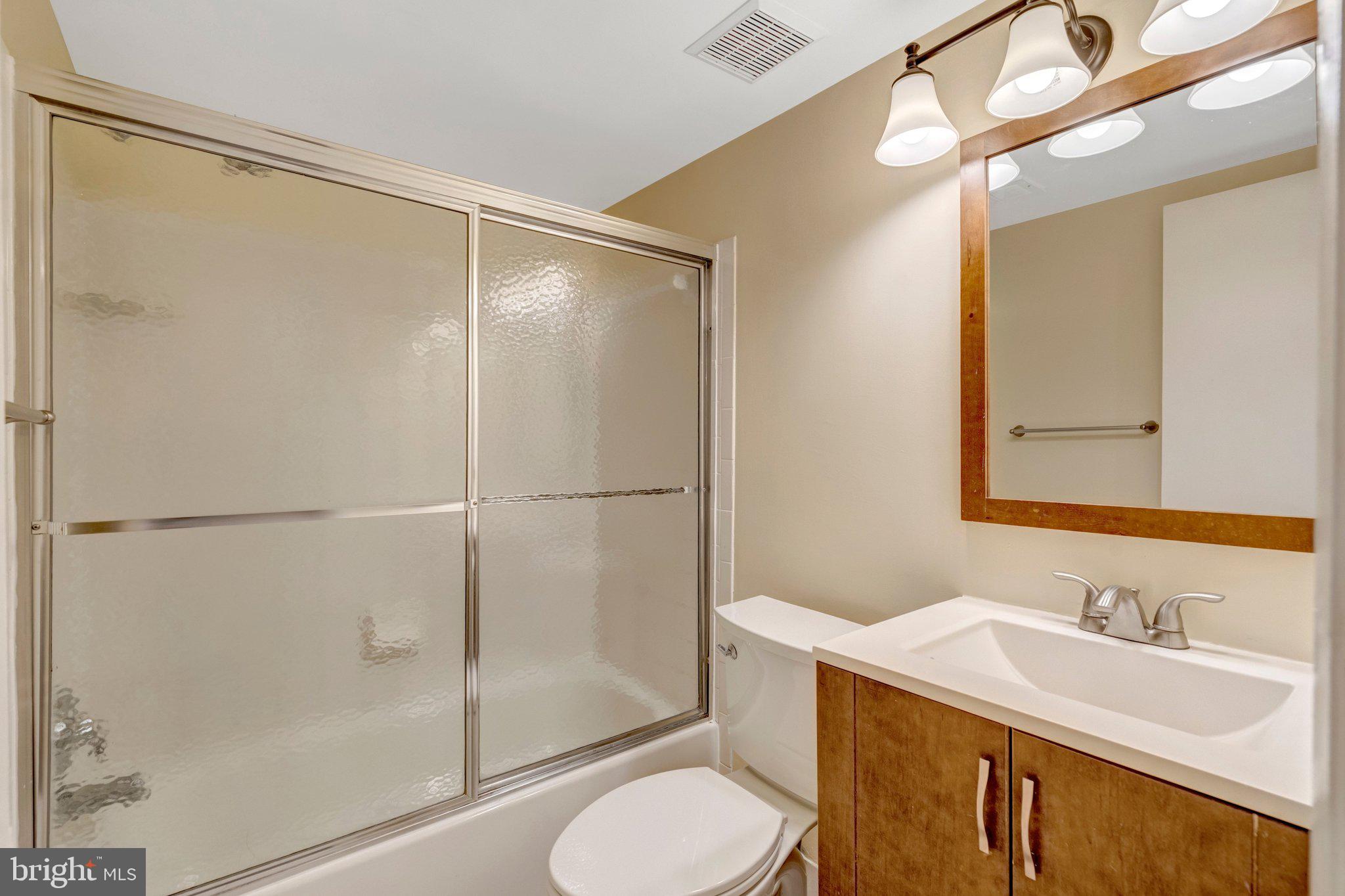 HERITAGE WOODS NORTH - Residential