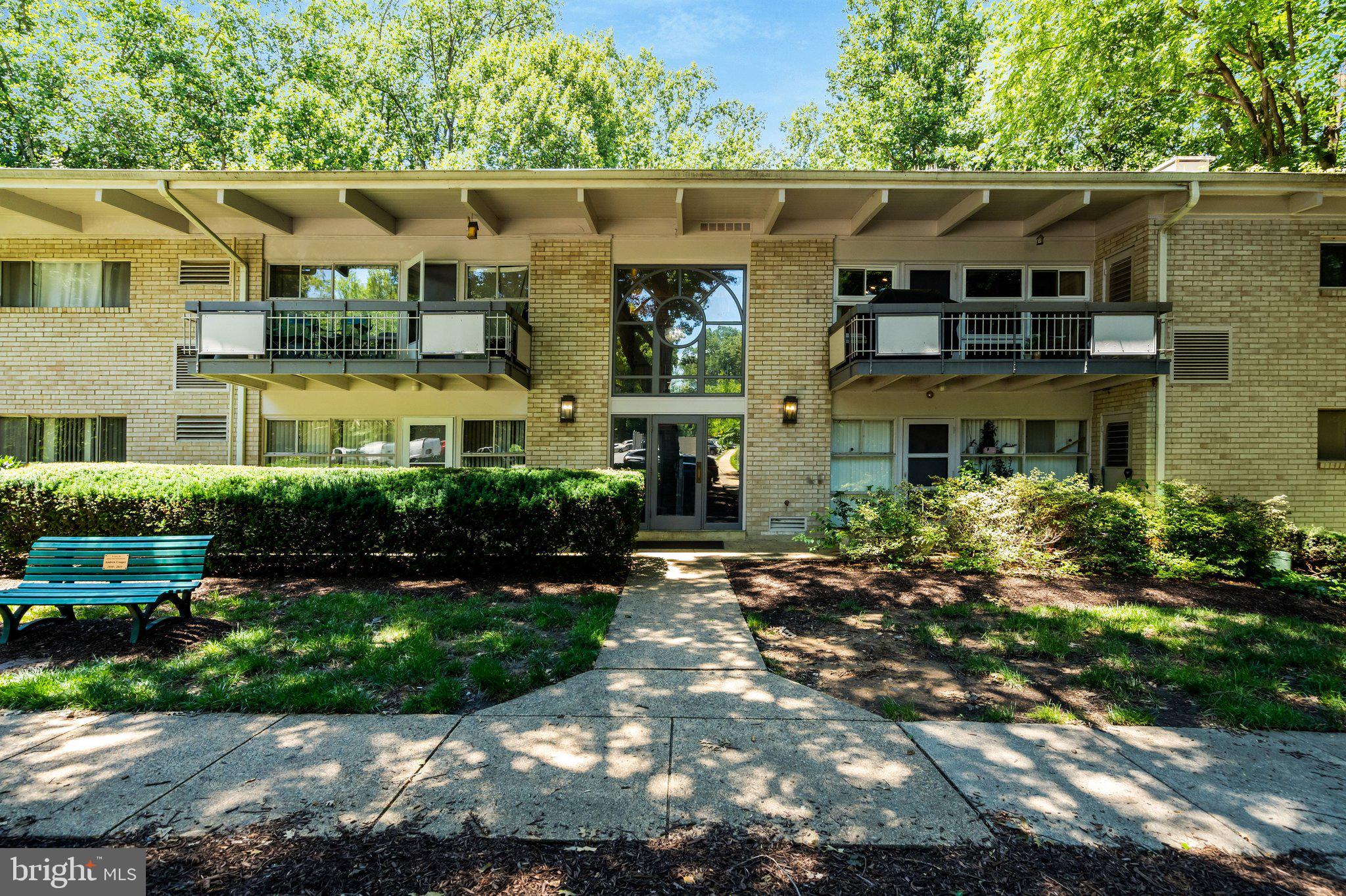HERITAGE WOODS NORTH - Residential