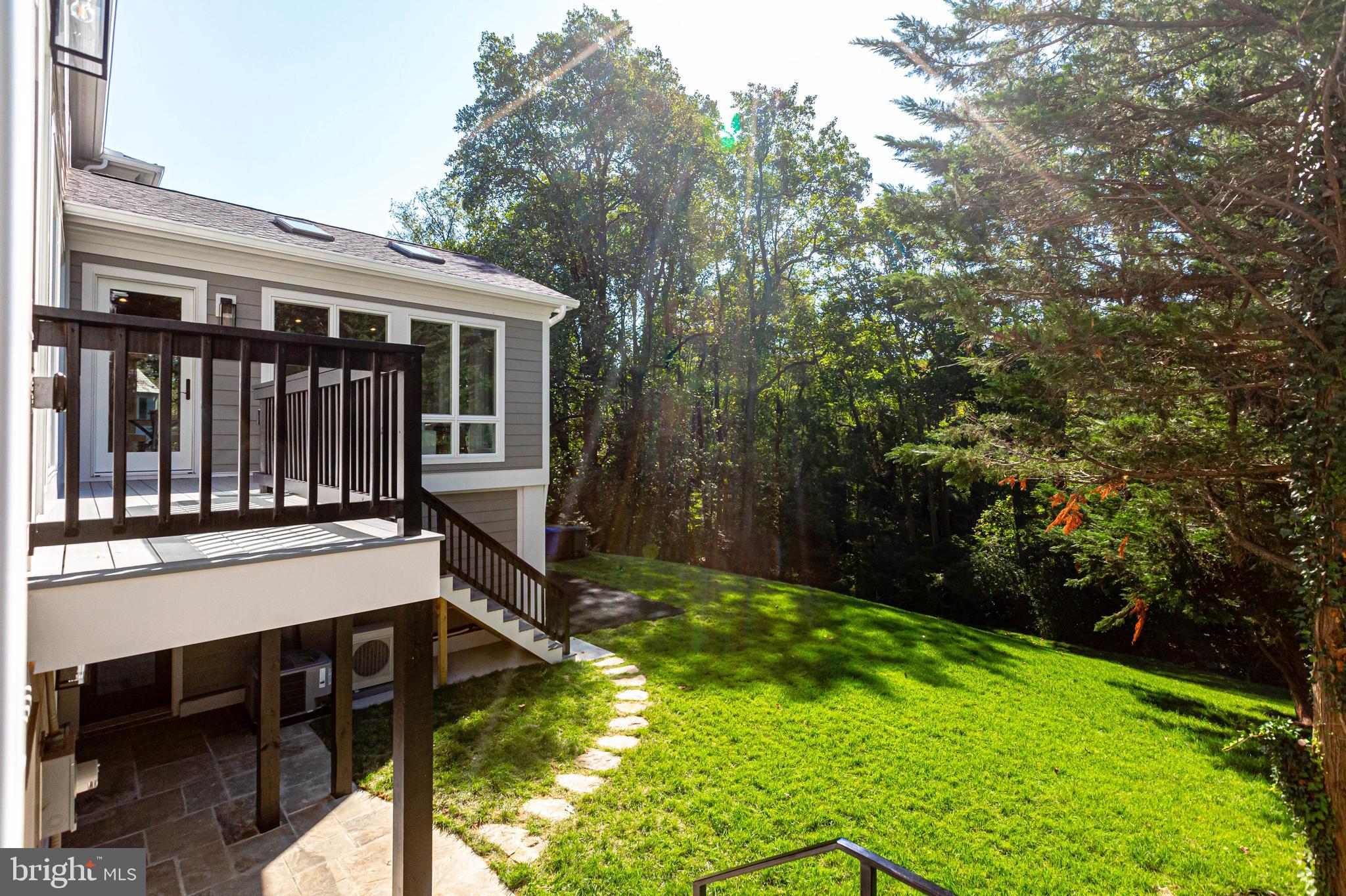 BROYHILL FOREST - Residential Lease