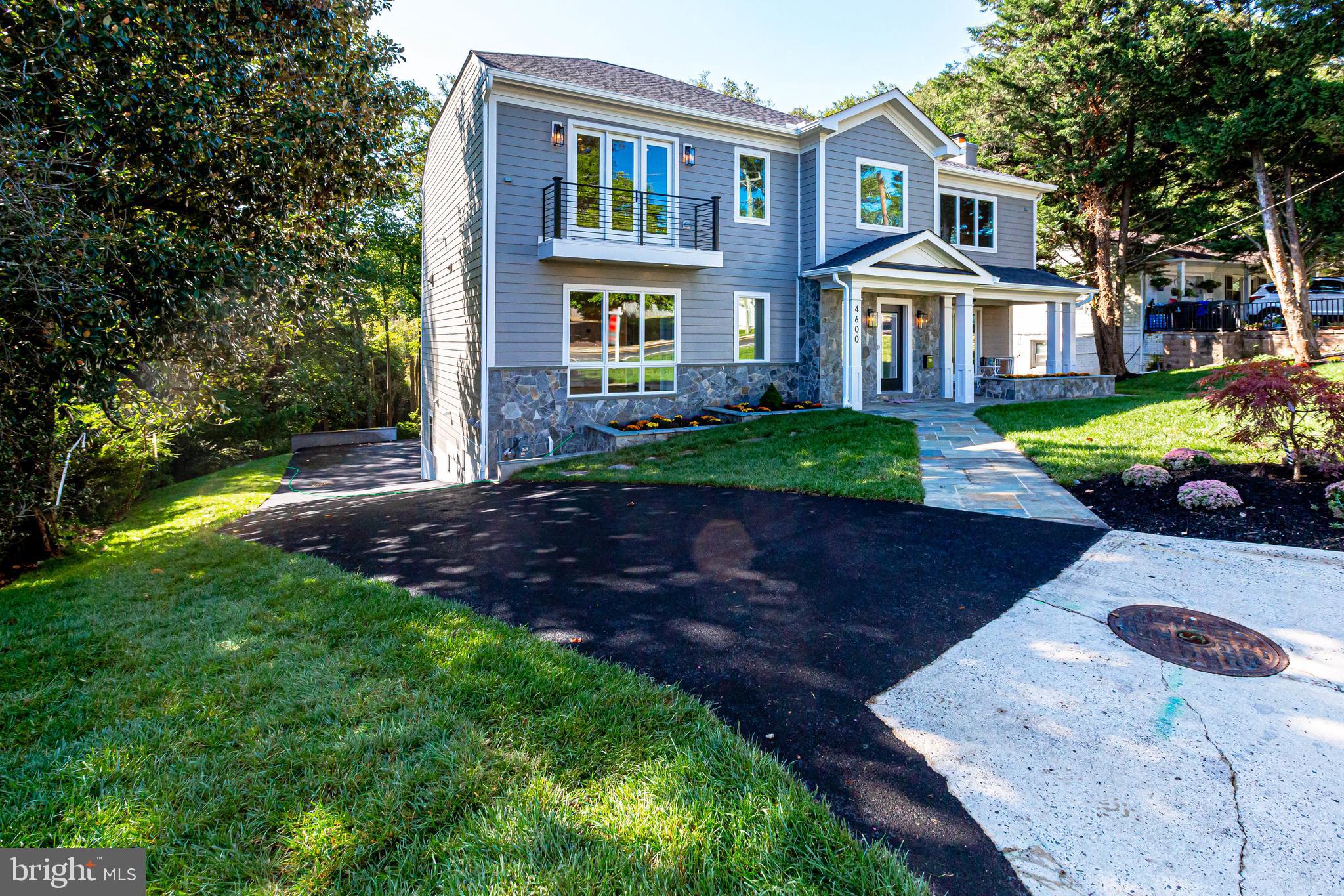 BROYHILL FOREST - Residential Lease