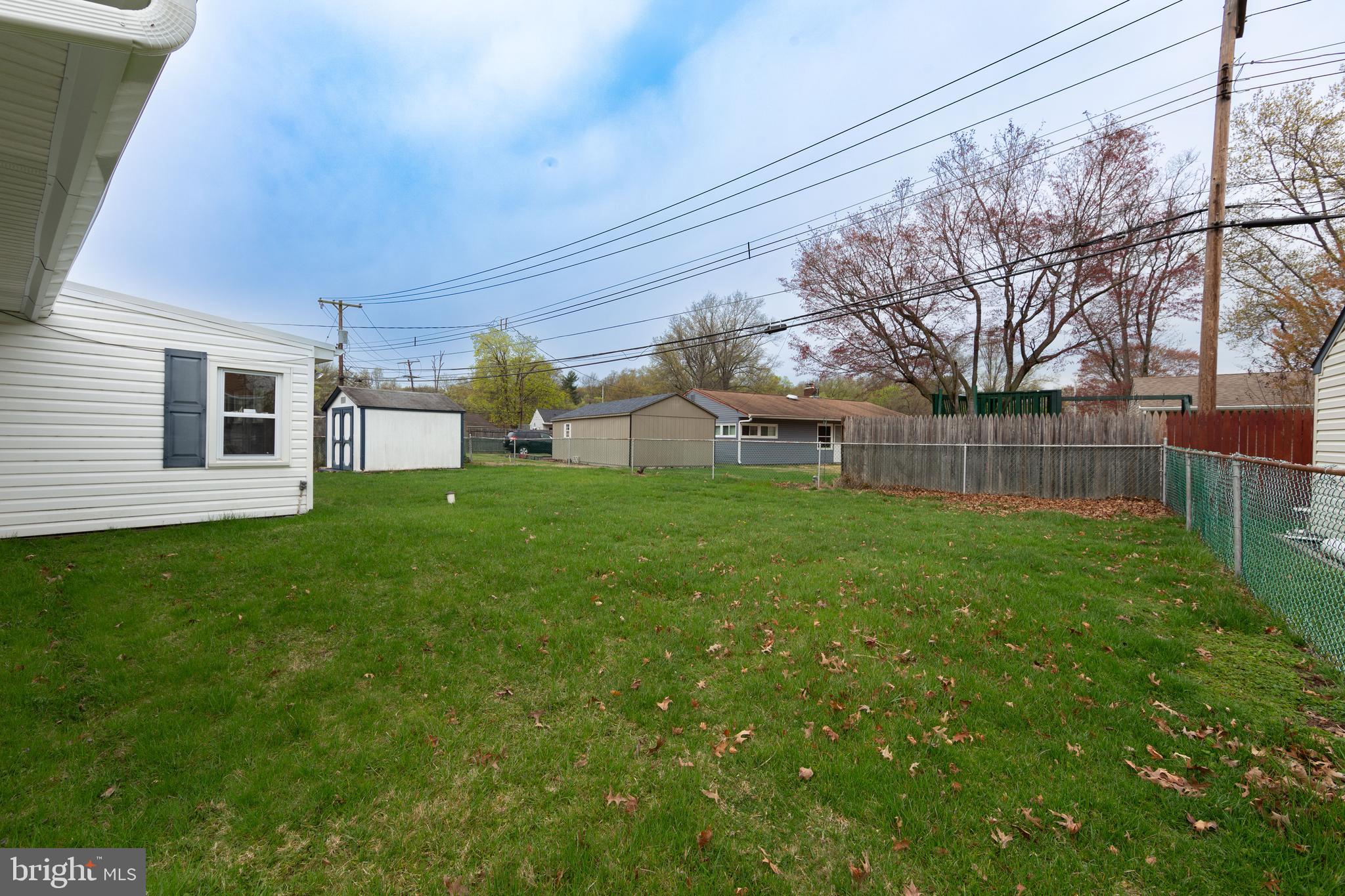 OAKTREE HOLLOW - Residential