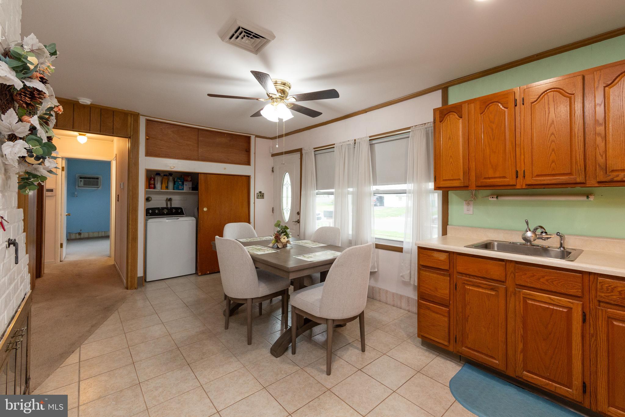 OAKTREE HOLLOW - Residential