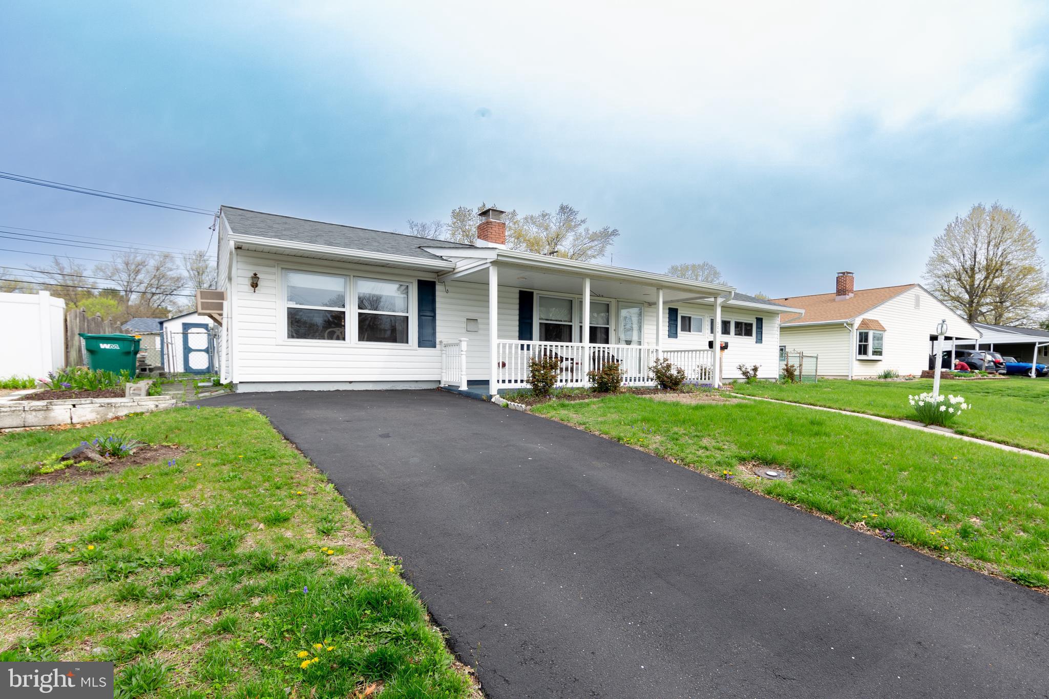 OAKTREE HOLLOW - Residential