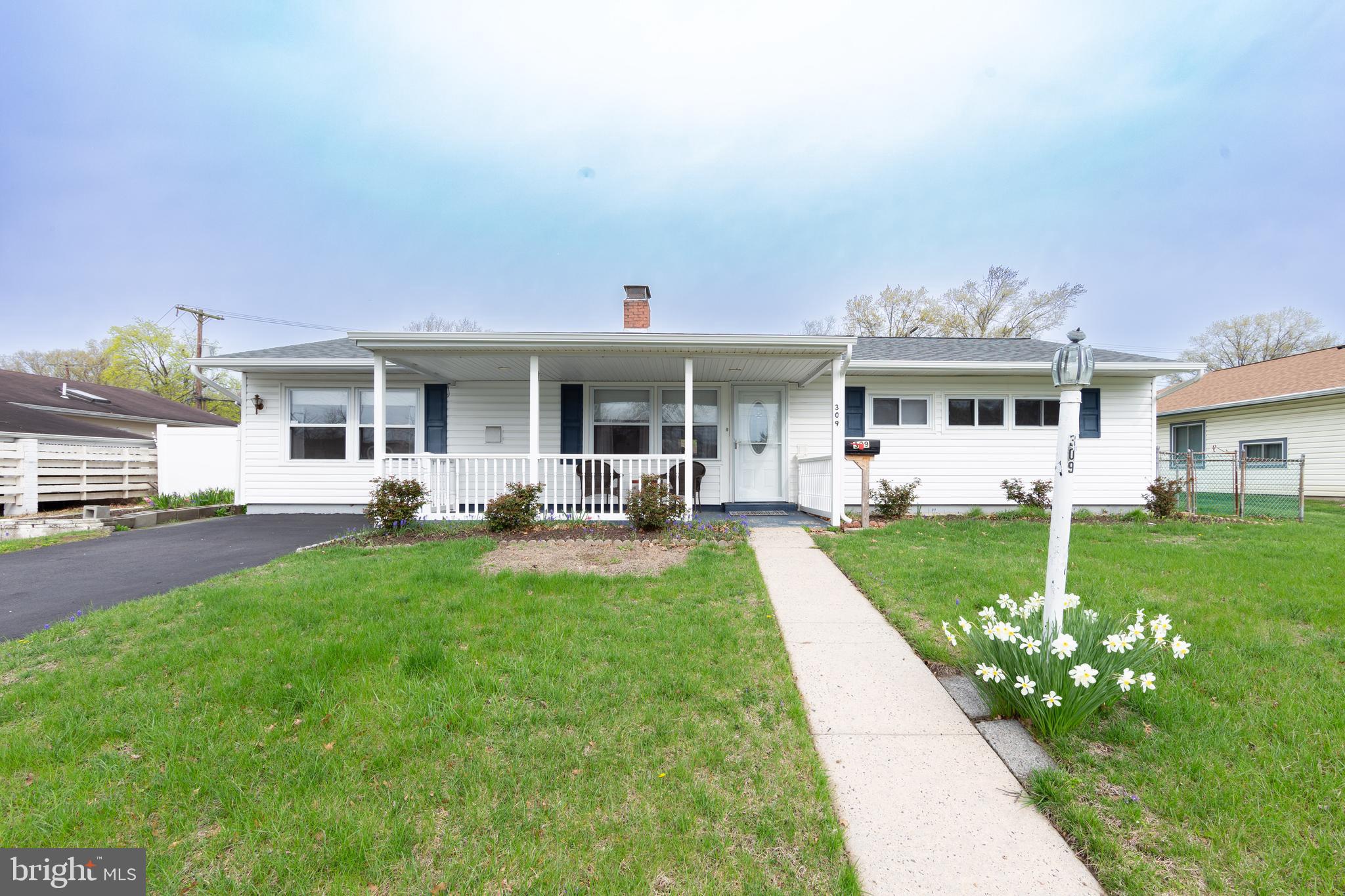 OAKTREE HOLLOW - Residential