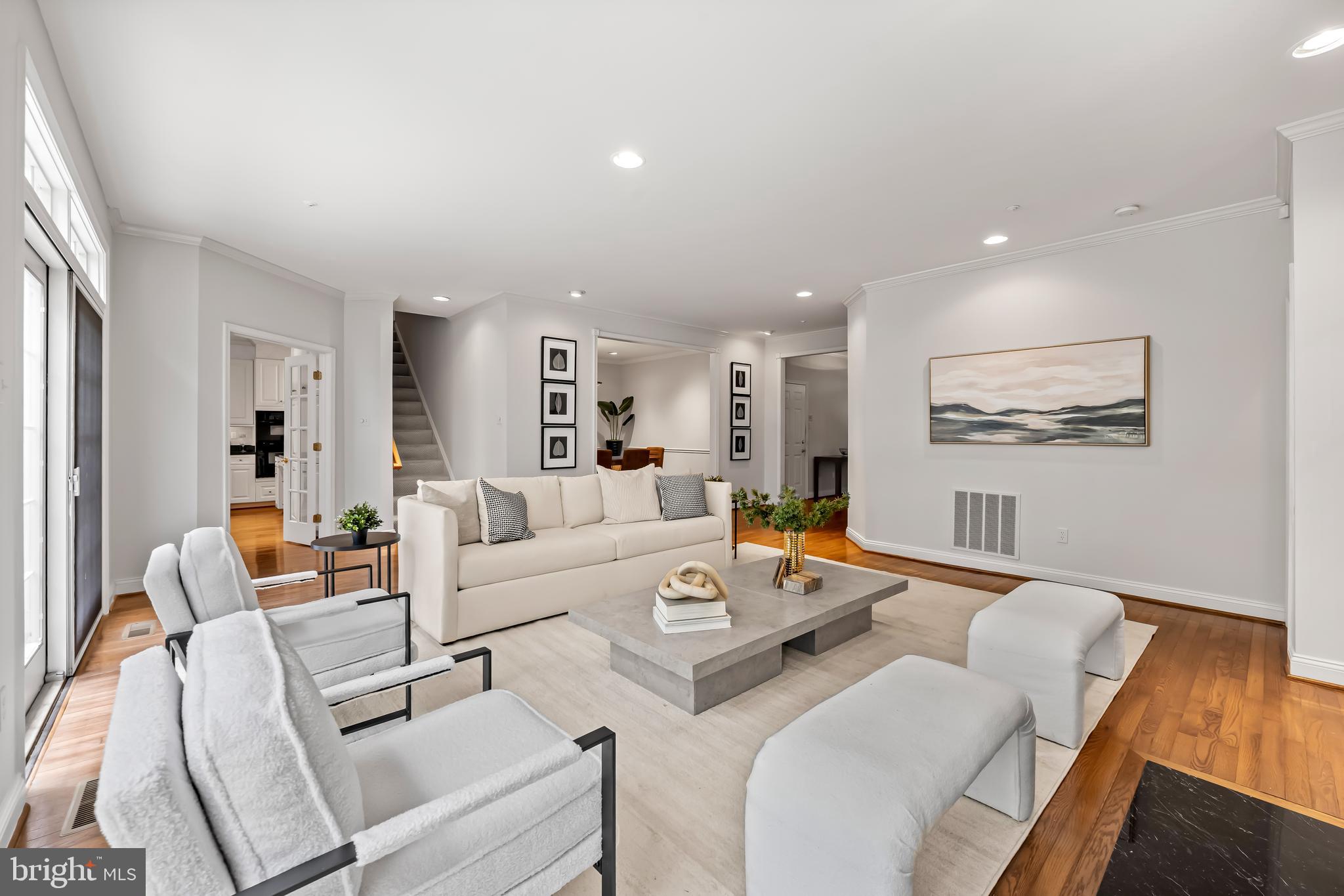CROSS KEYS - Residential