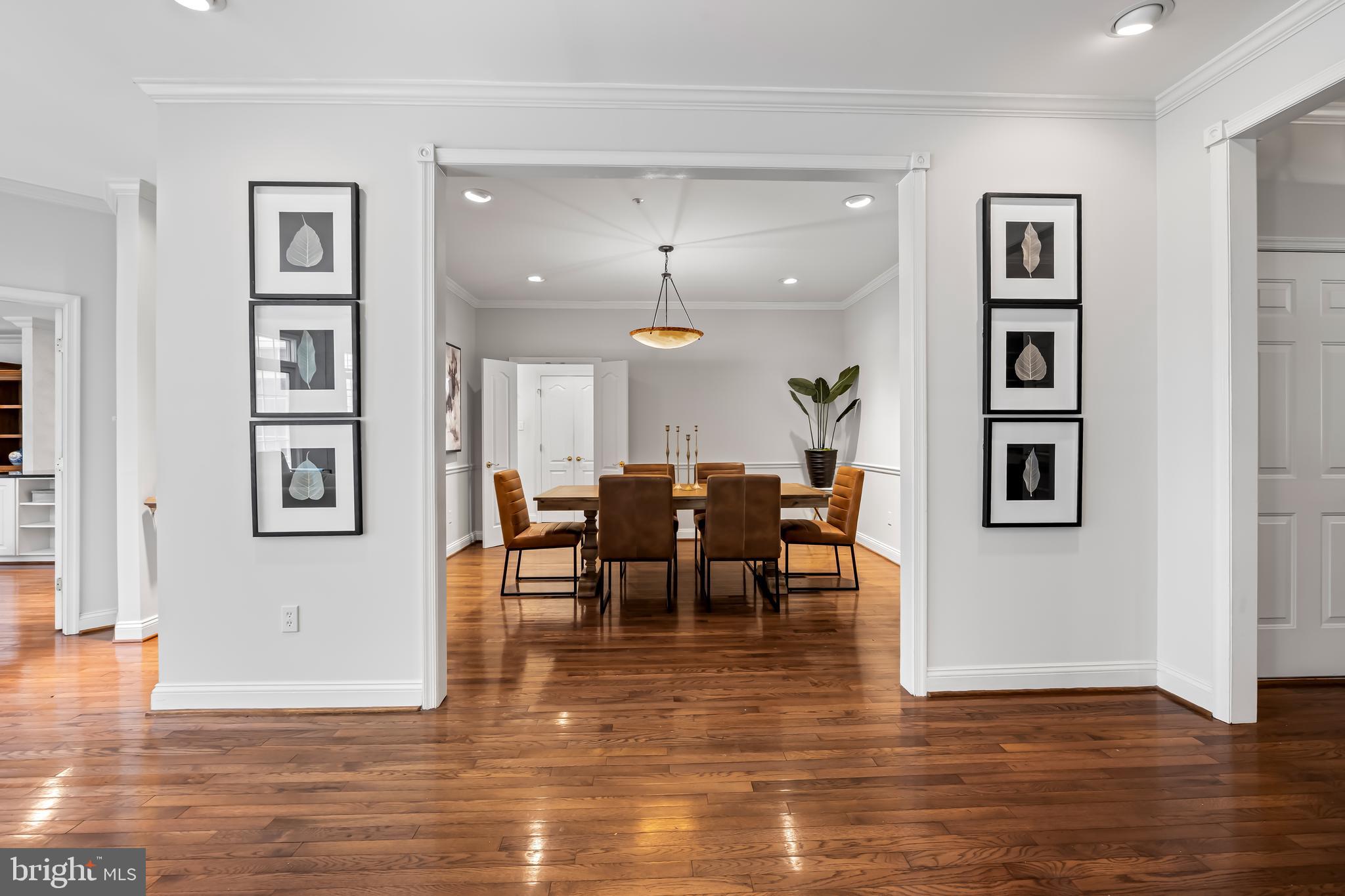 CROSS KEYS - Residential